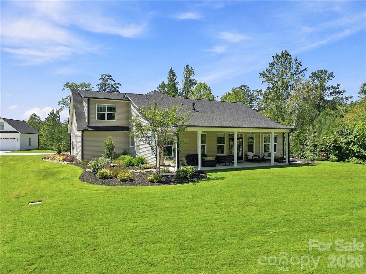 16 Marion Meadow Lane — Travelers Rest
