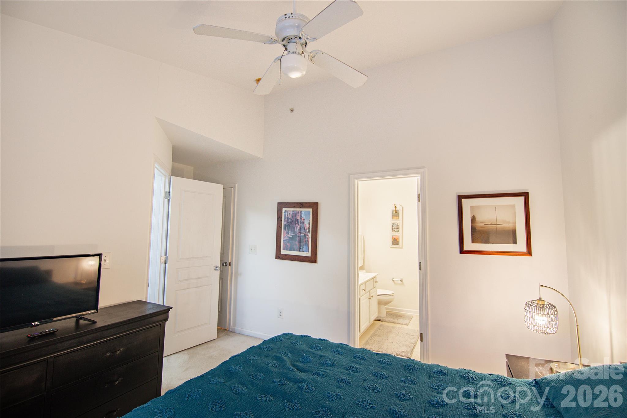 8310 Chaceview Court — Charlotte