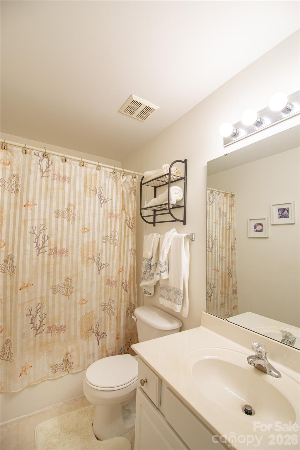 8310 Chaceview Court — Charlotte