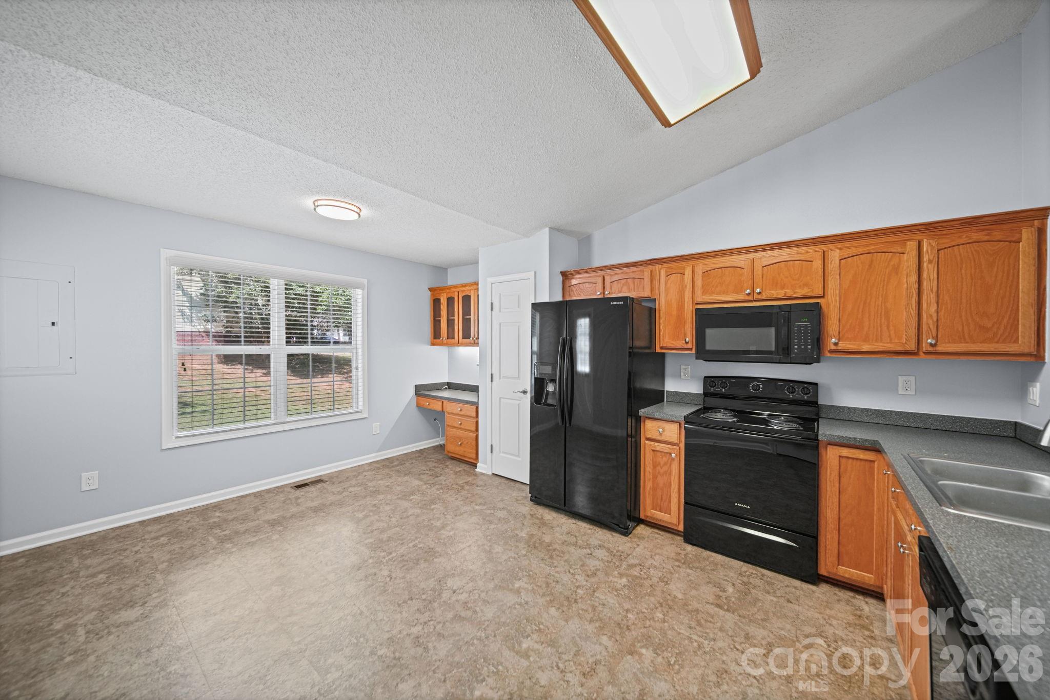 2425 Red Tip Drive SE — Concord