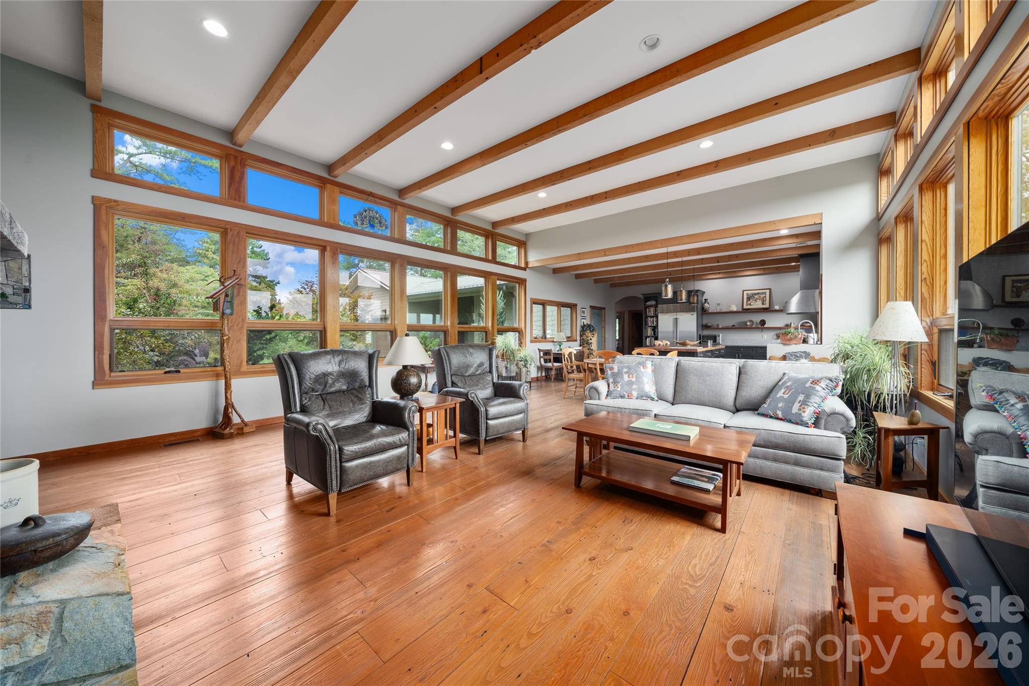 712 Frank Rector Road — Marshall