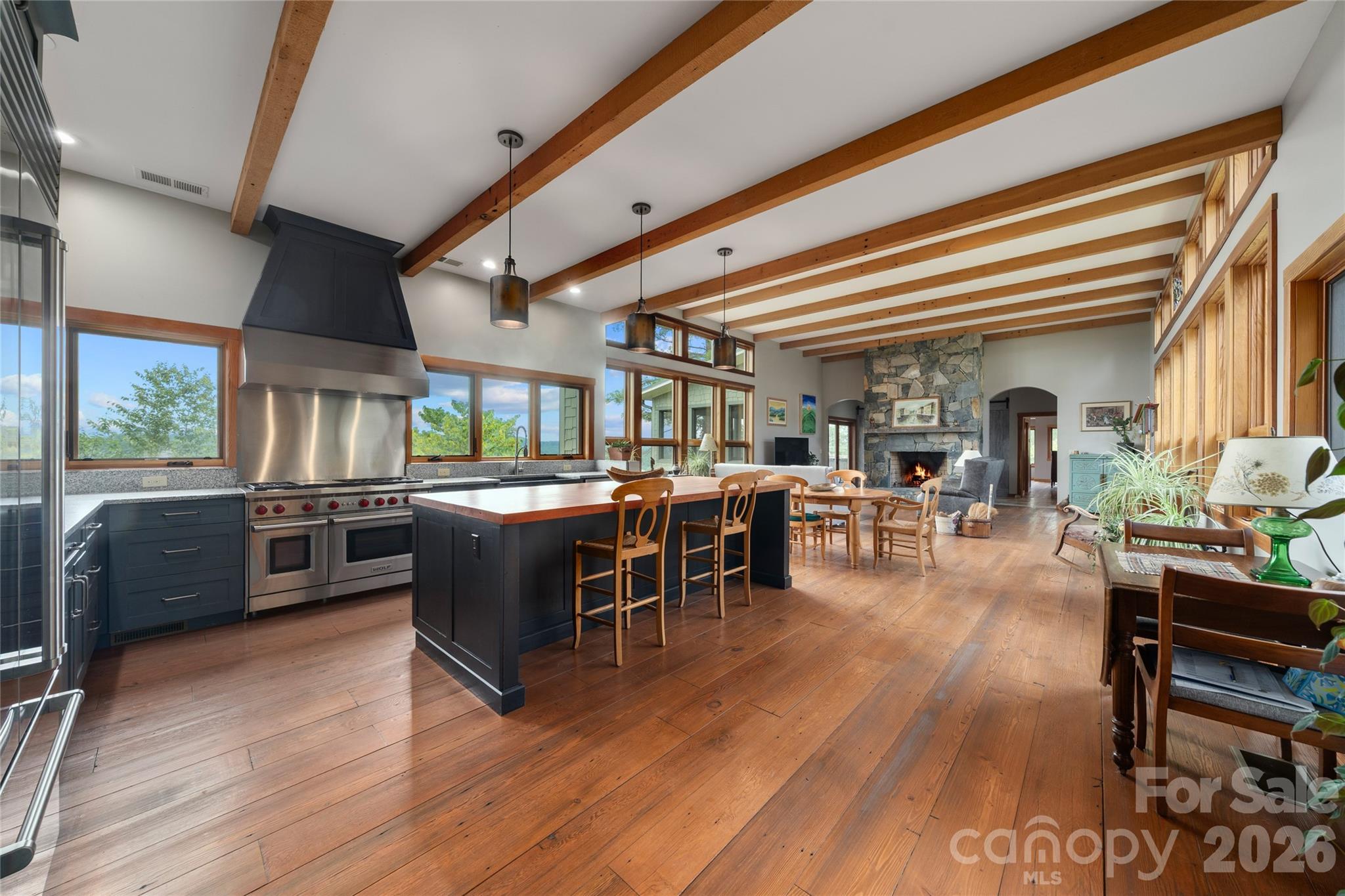 712 Frank Rector Road — Marshall
