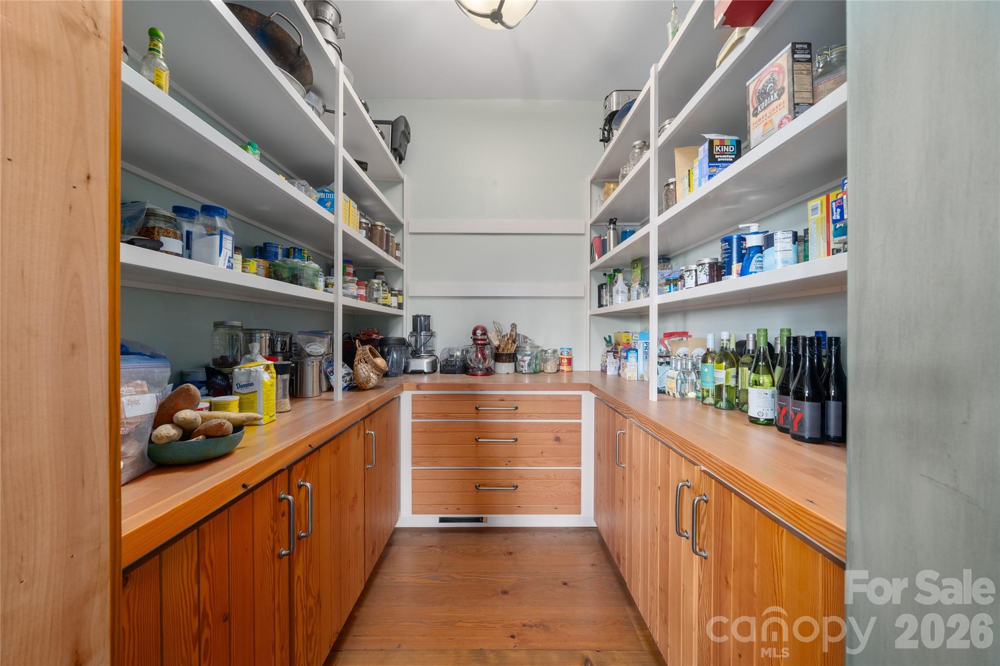 712 Frank Rector Road — Marshall
