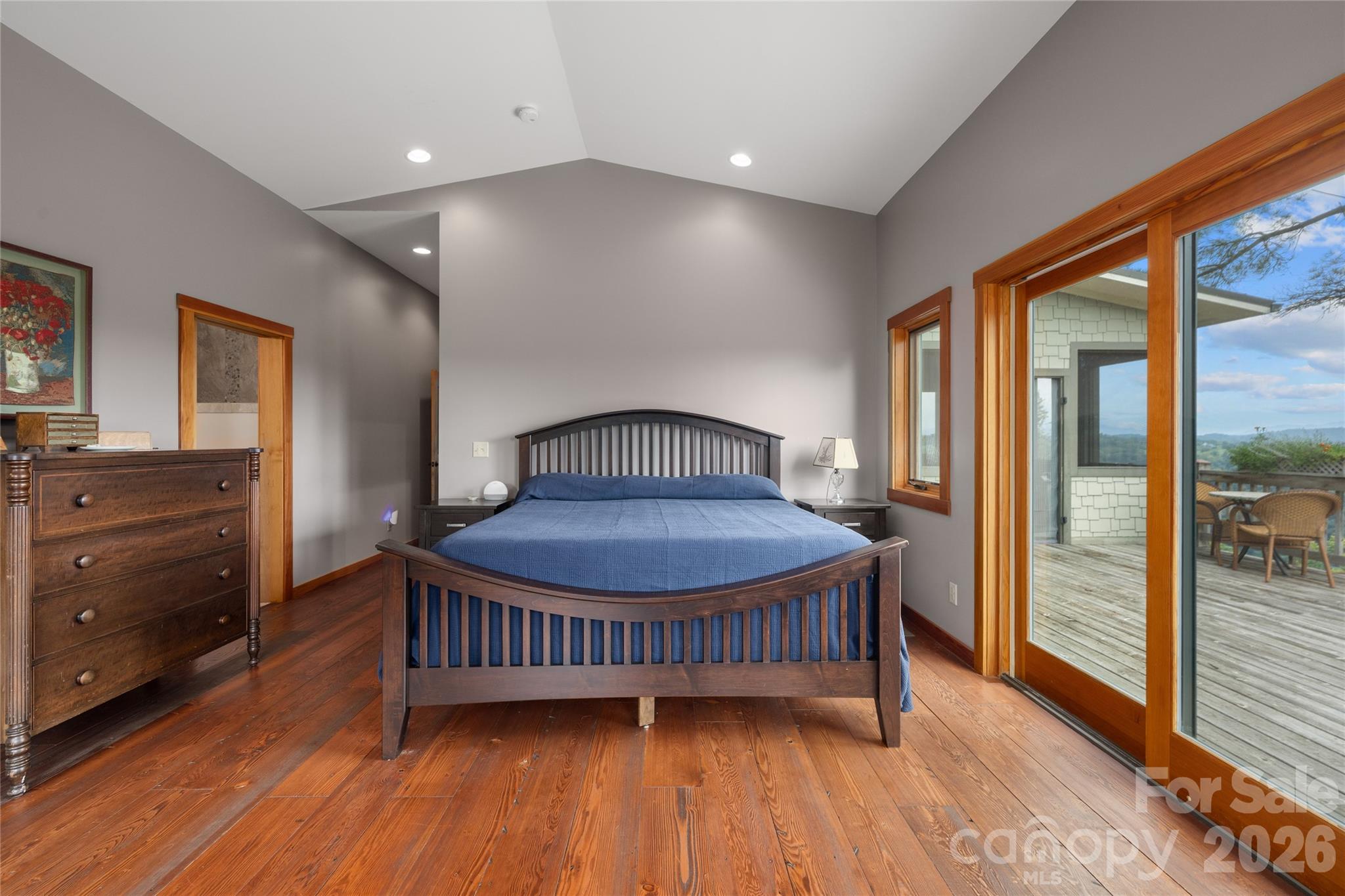 712 Frank Rector Road — Marshall