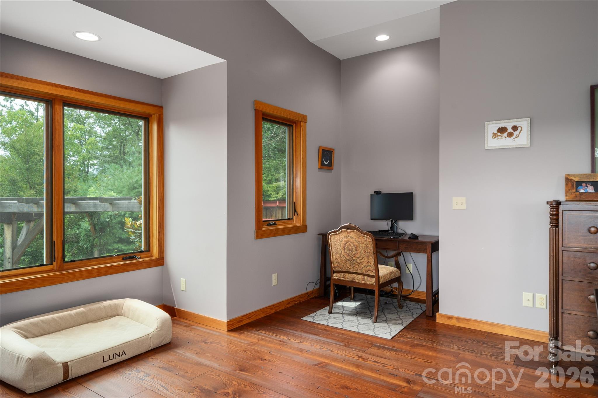 712 Frank Rector Road — Marshall