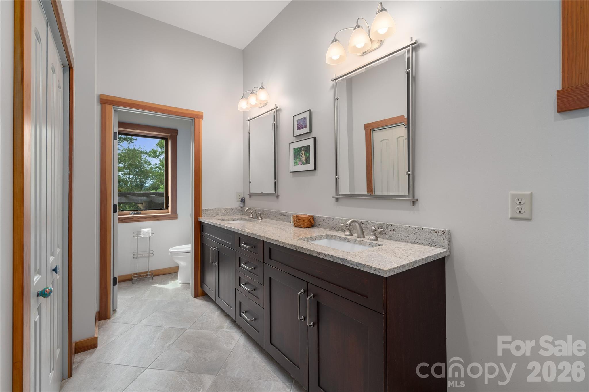 712 Frank Rector Road — Marshall