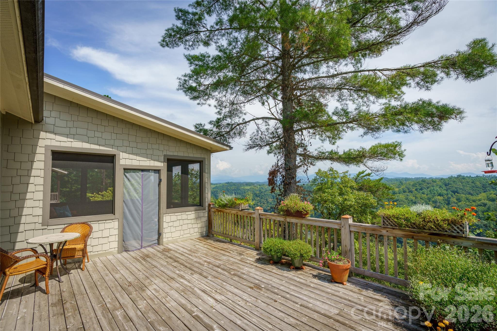 712 Frank Rector Road — Marshall