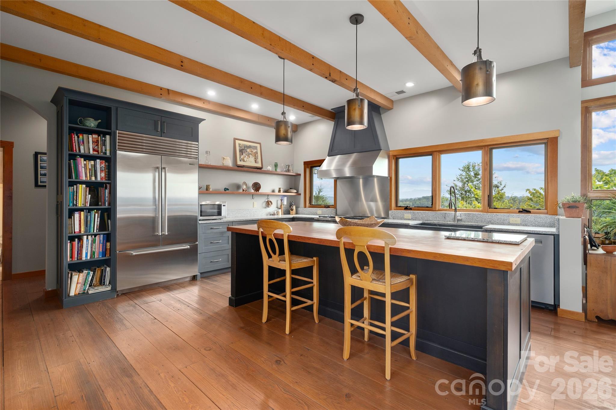 712 Frank Rector Road — Marshall