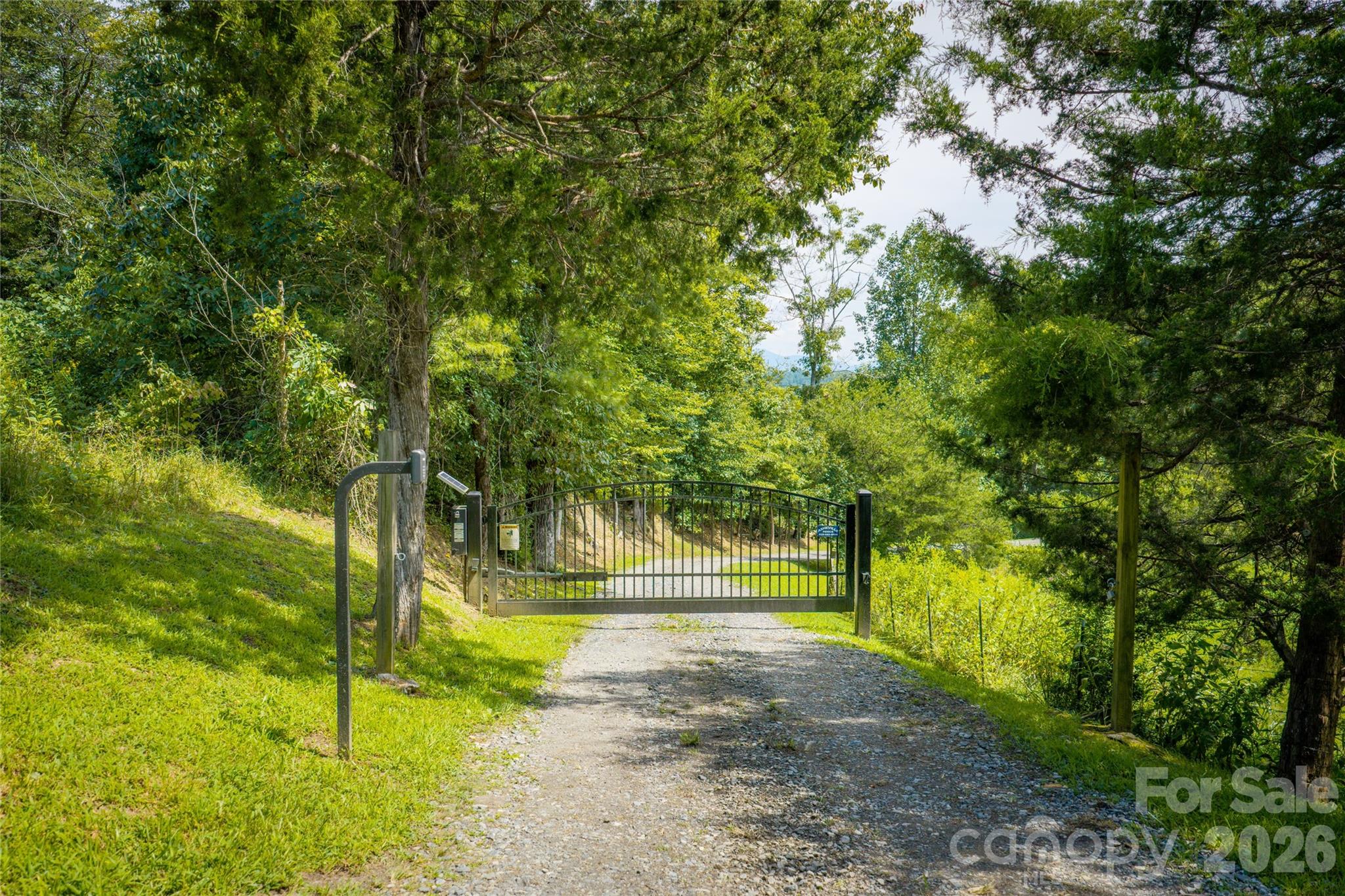 712 Frank Rector Road — Marshall