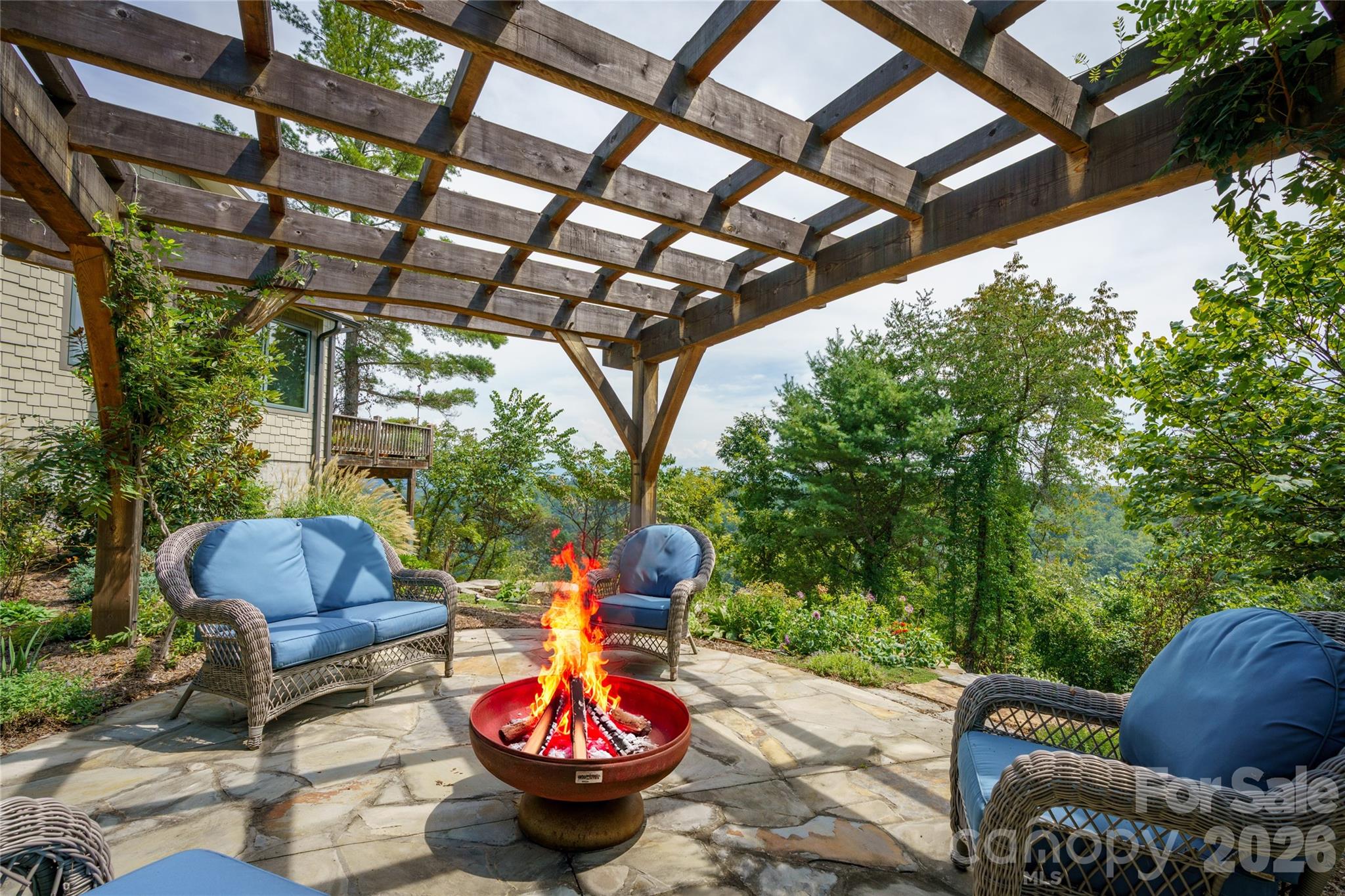 712 Frank Rector Road — Marshall