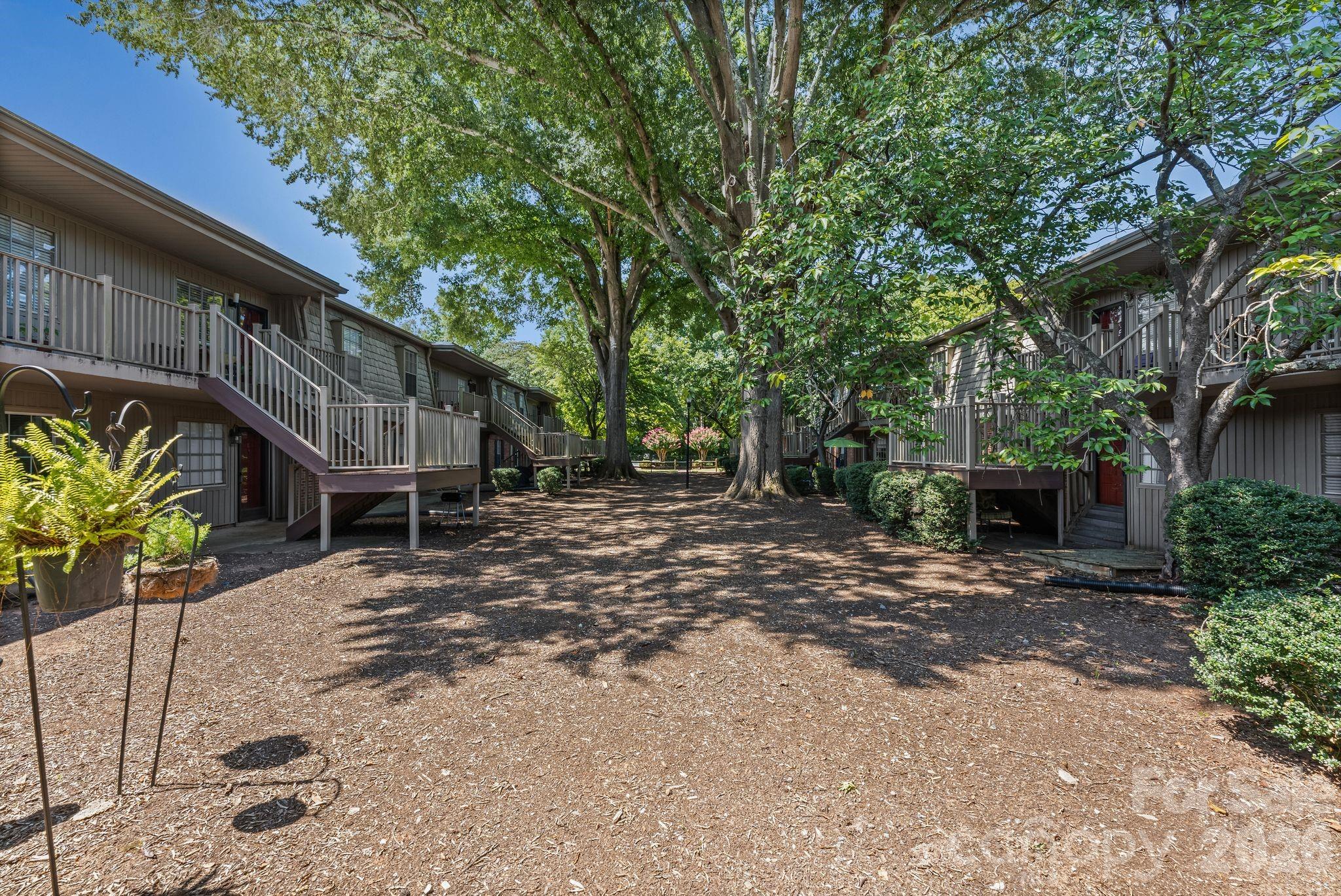3822 Country Club Road #Unit #I — Winston Salem