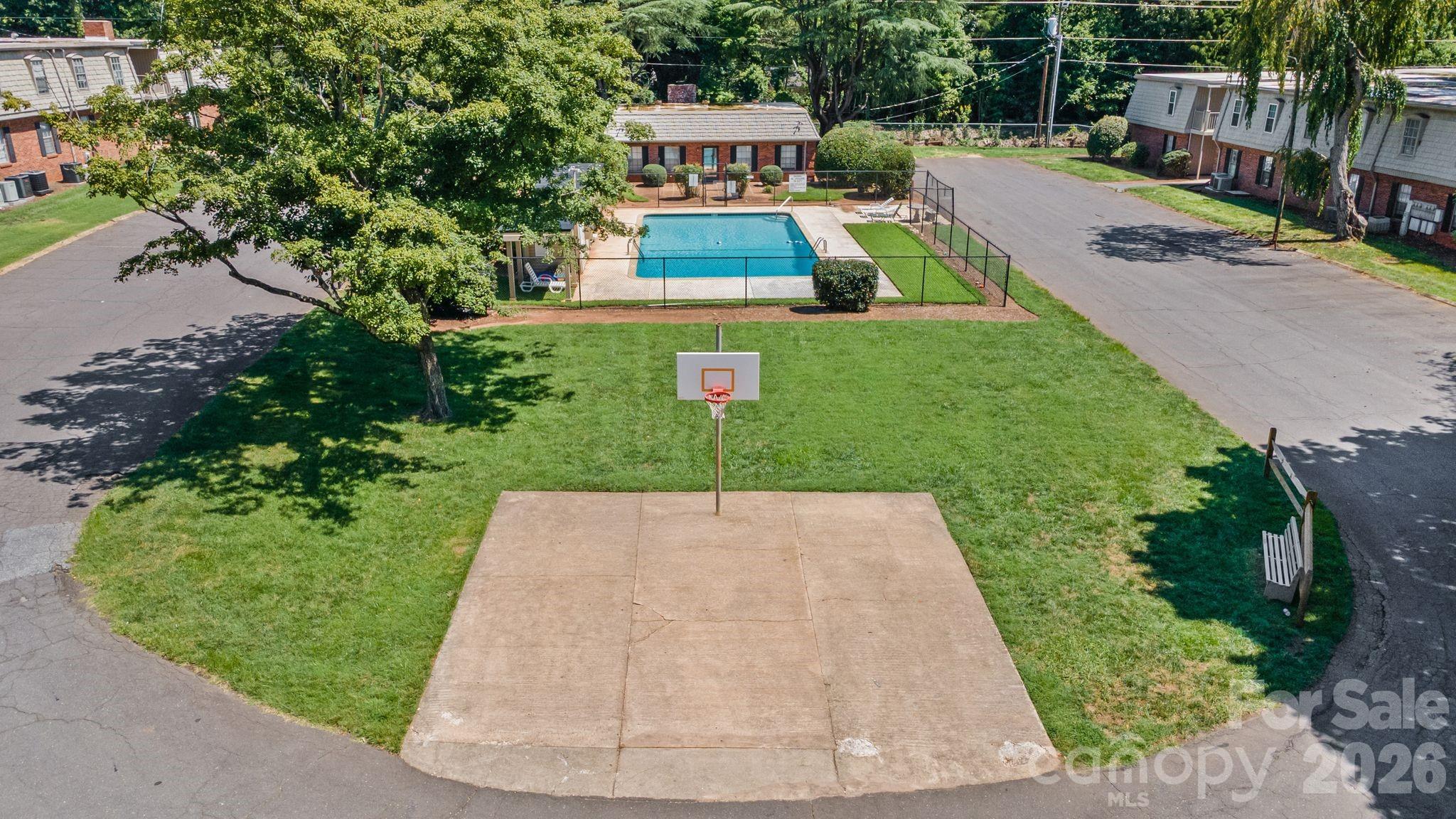 3822 Country Club Road #Unit #I — Winston Salem