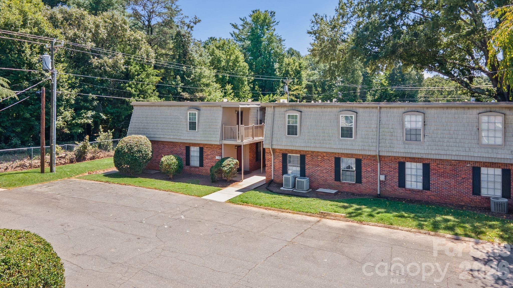 3822 Country Club Road #Unit #I — Winston Salem
