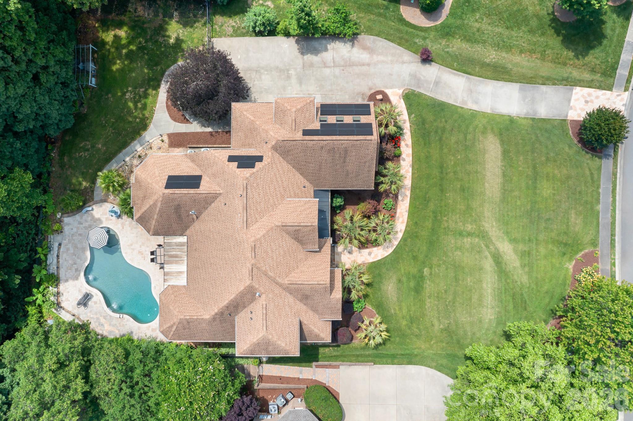 2215 Whiskery Drive — Waxhaw