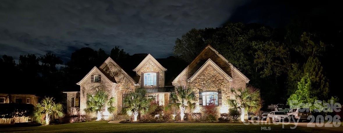 2215 Whiskery Drive — Waxhaw