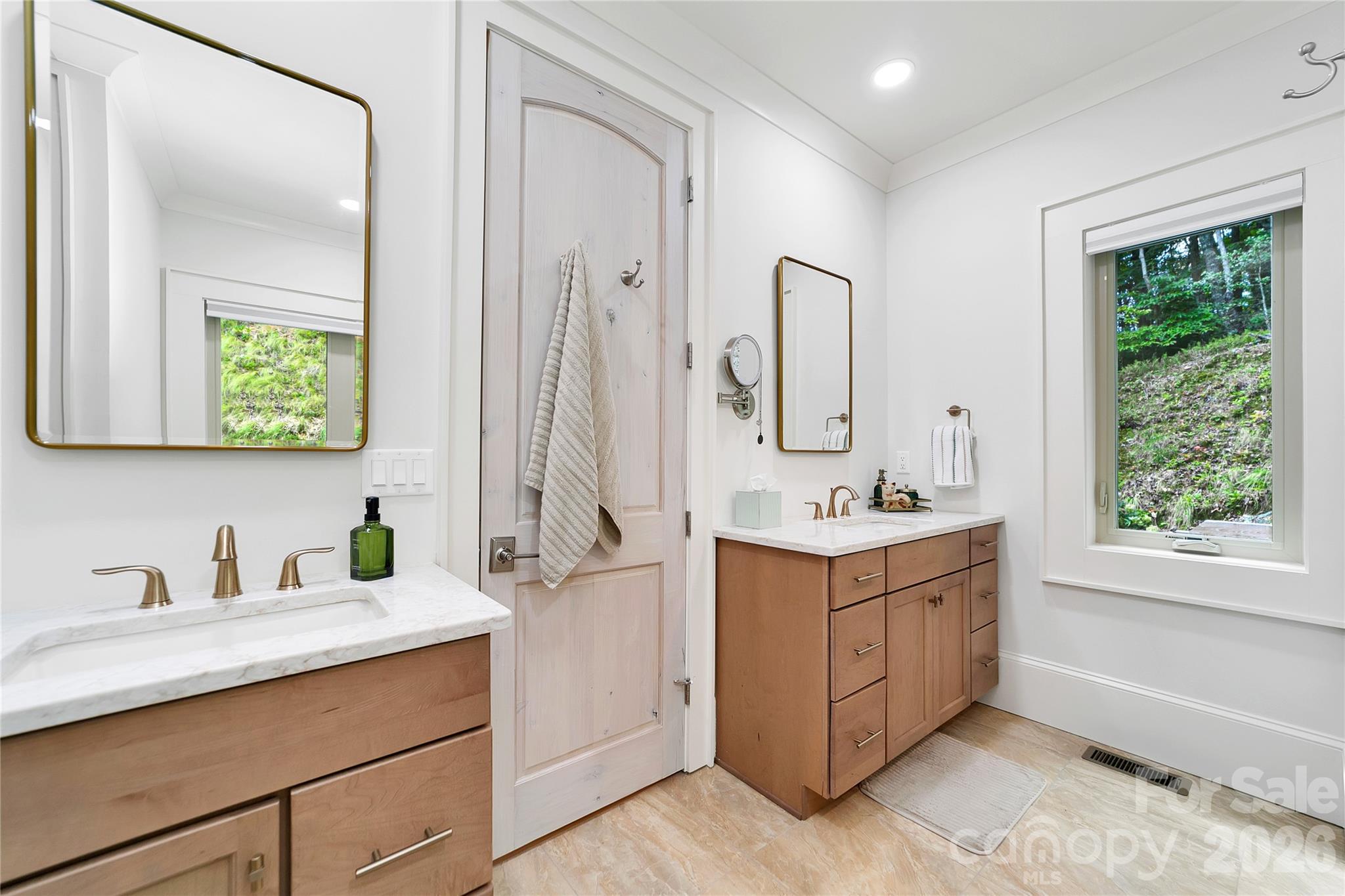 144 Laurel Creek — Cedar Mountain
