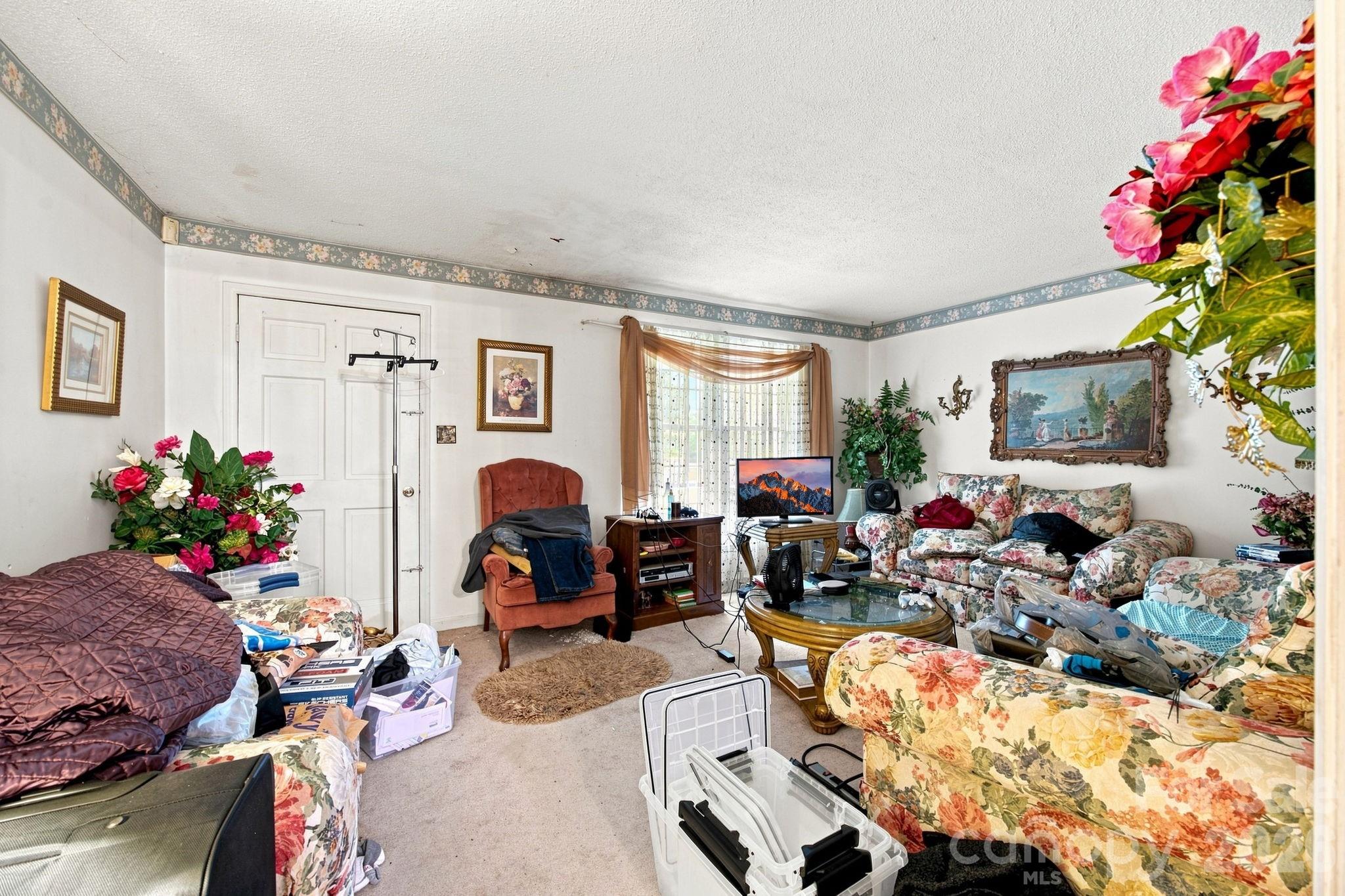 205 Pine Court — China Grove