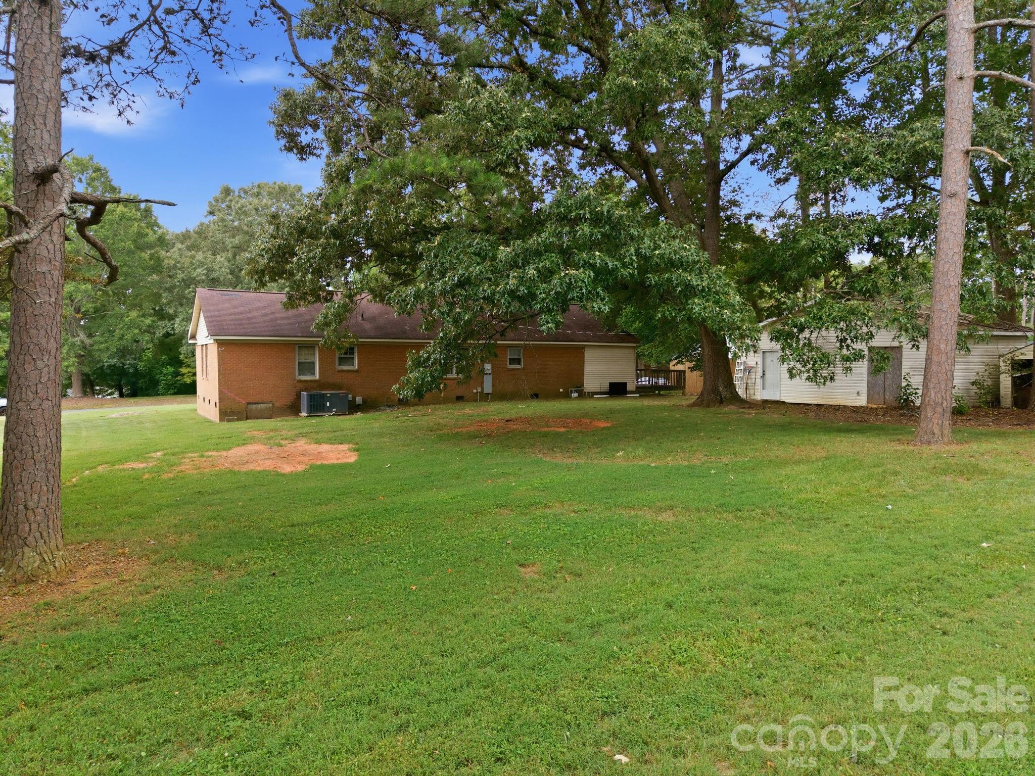 205 Pine Court — China Grove