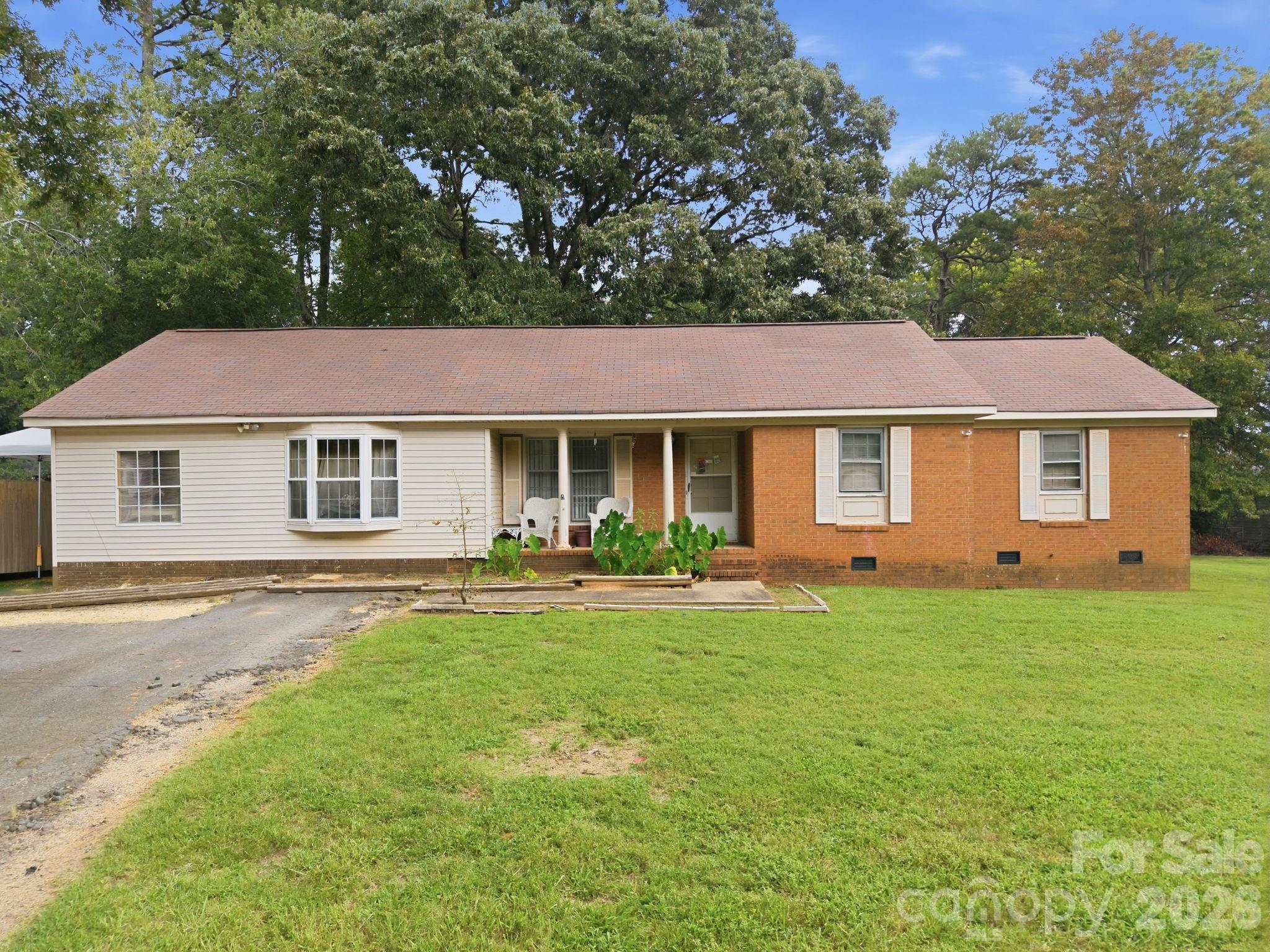 205 Pine Court — China Grove