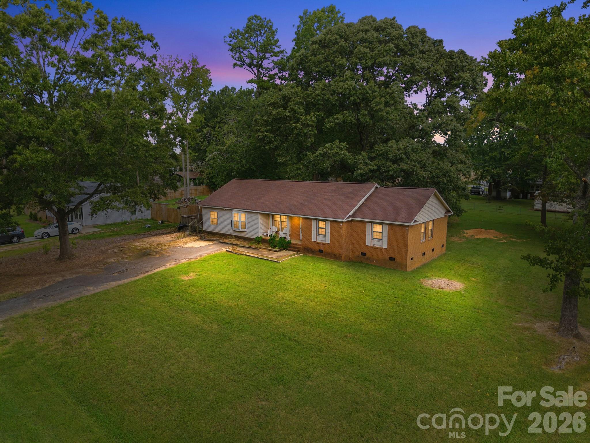 205 Pine Court — China Grove