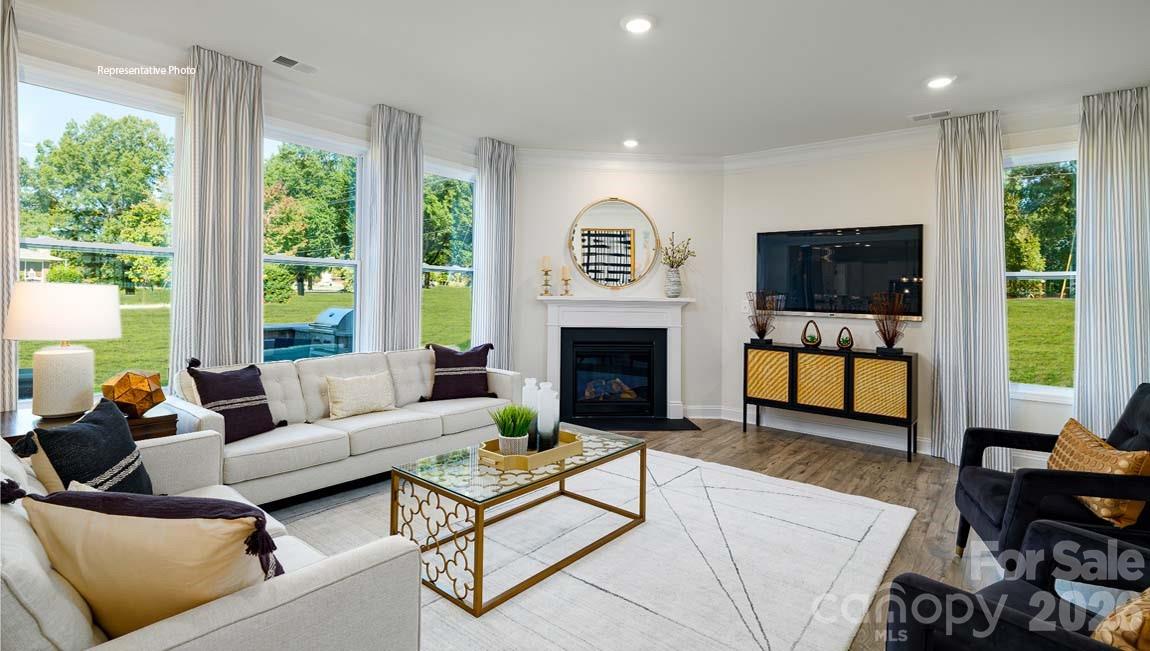 2887 Atwater Pond Circle — Denver