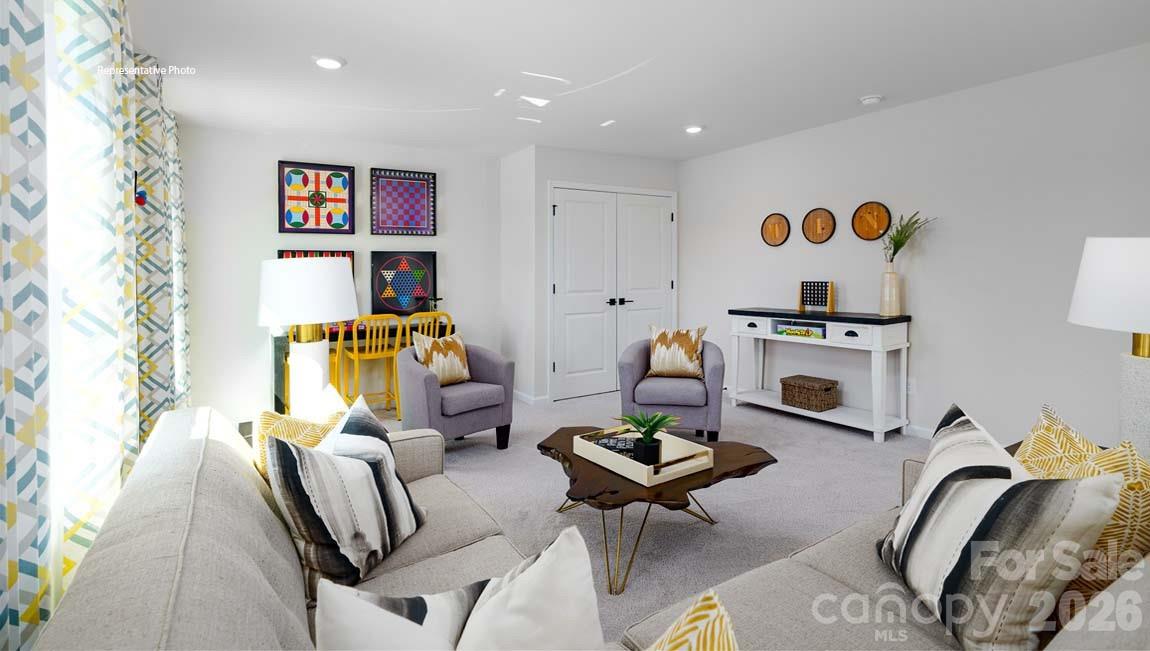 2887 Atwater Pond Circle — Denver