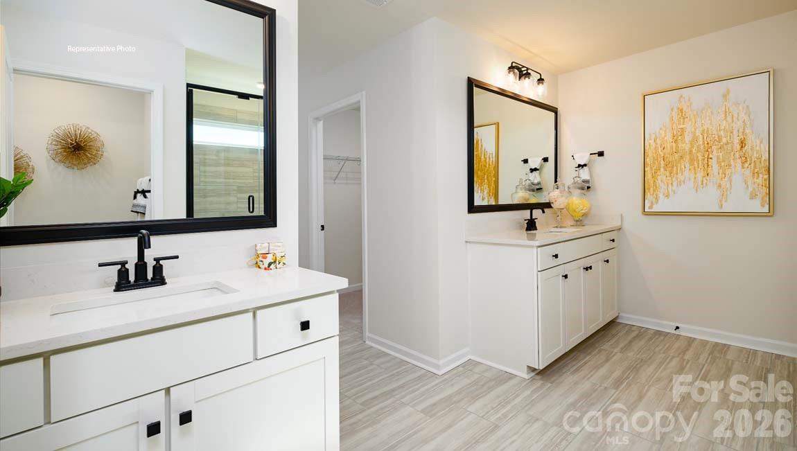 2887 Atwater Pond Circle — Denver
