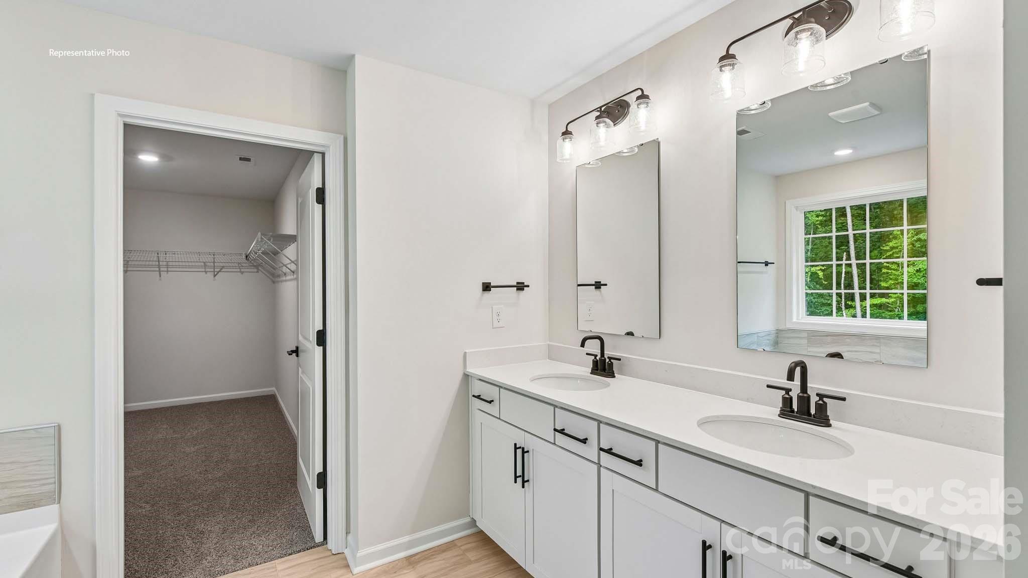 2863 Atwater Pond Circle — Denver