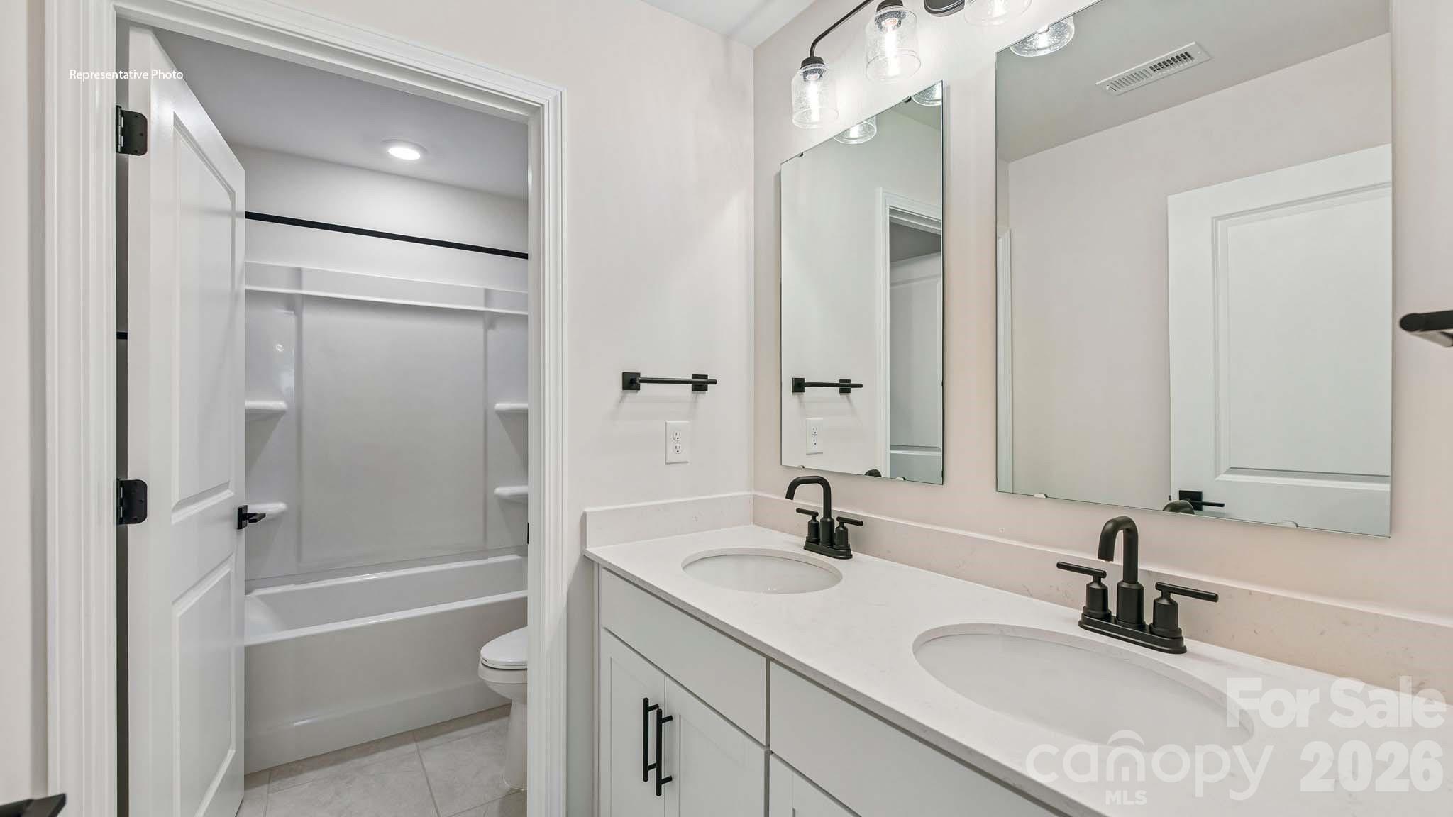 2863 Atwater Pond Circle — Denver