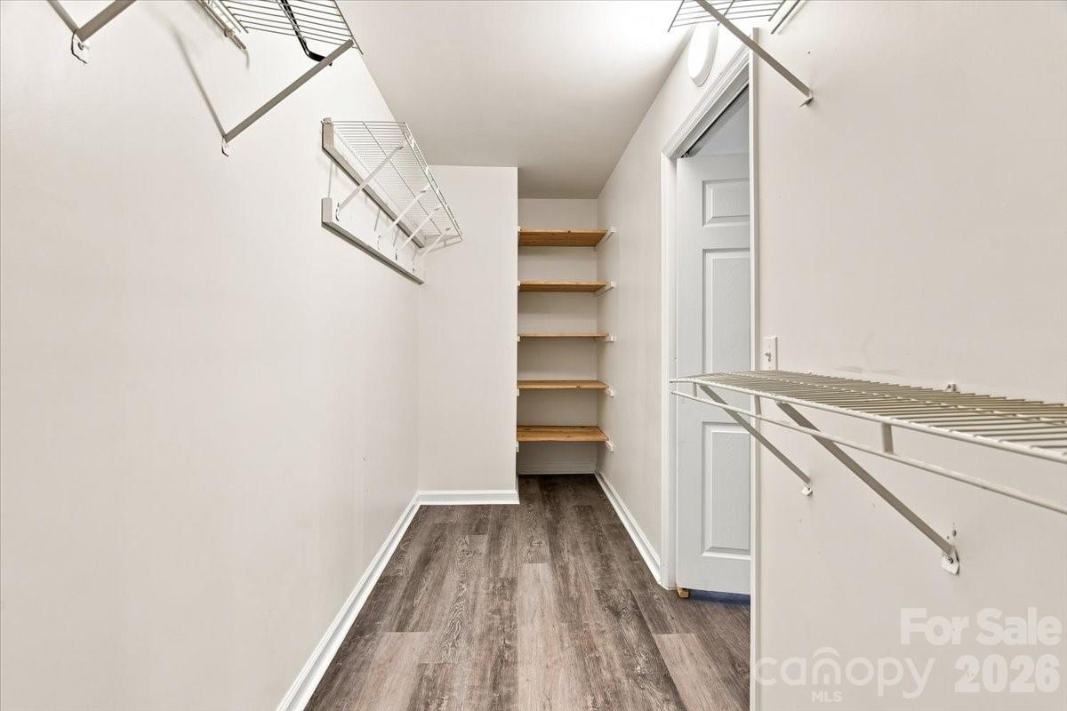 308 Browntown Road — Leicester