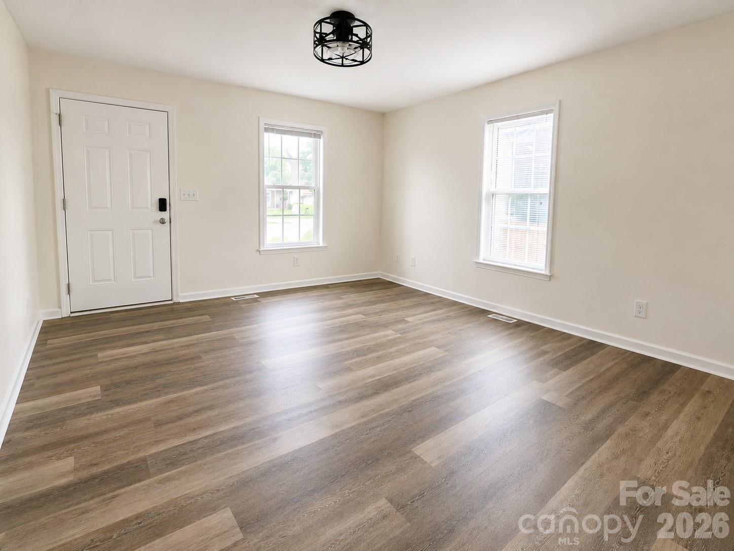 118 Oakwood Avenue — Salisbury