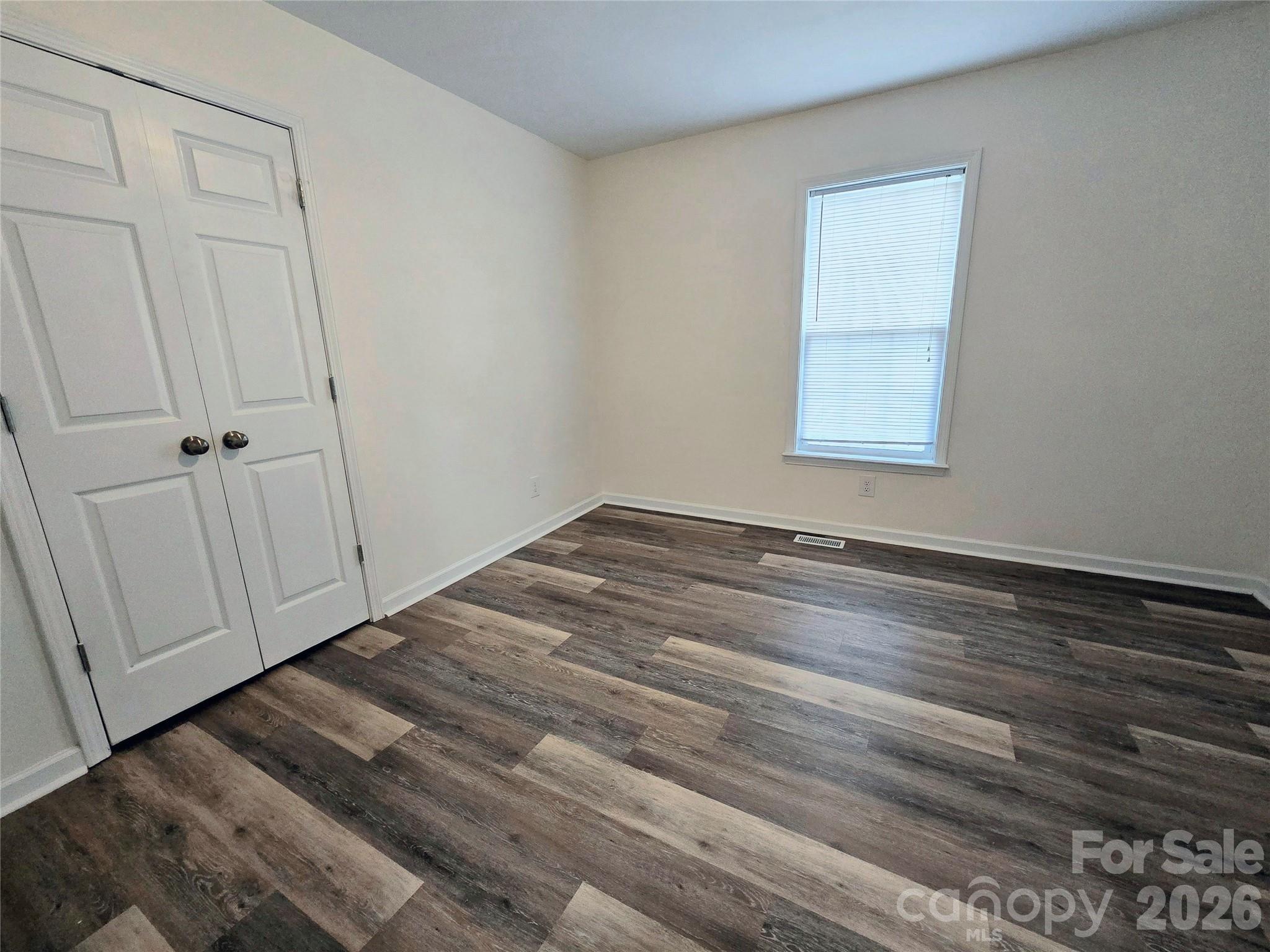118 Oakwood Avenue — Salisbury
