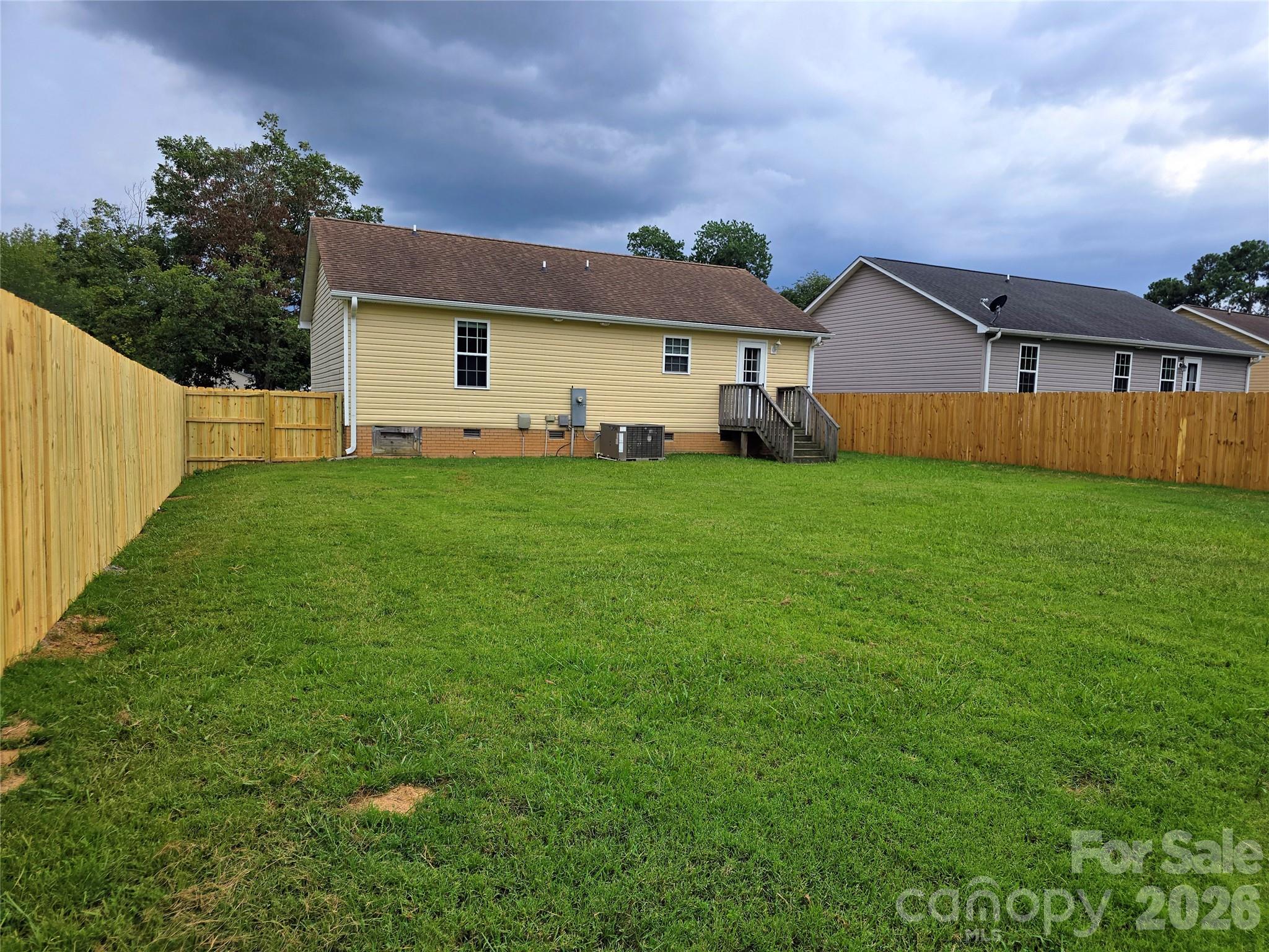 118 Oakwood Avenue — Salisbury