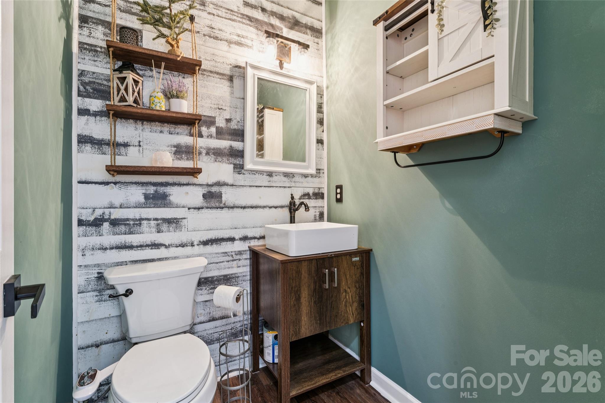 104 Planters Drive — Statesville