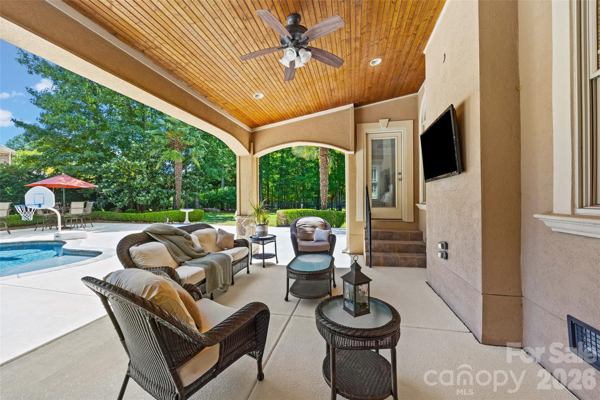 260 Indian Trail — Mooresville
