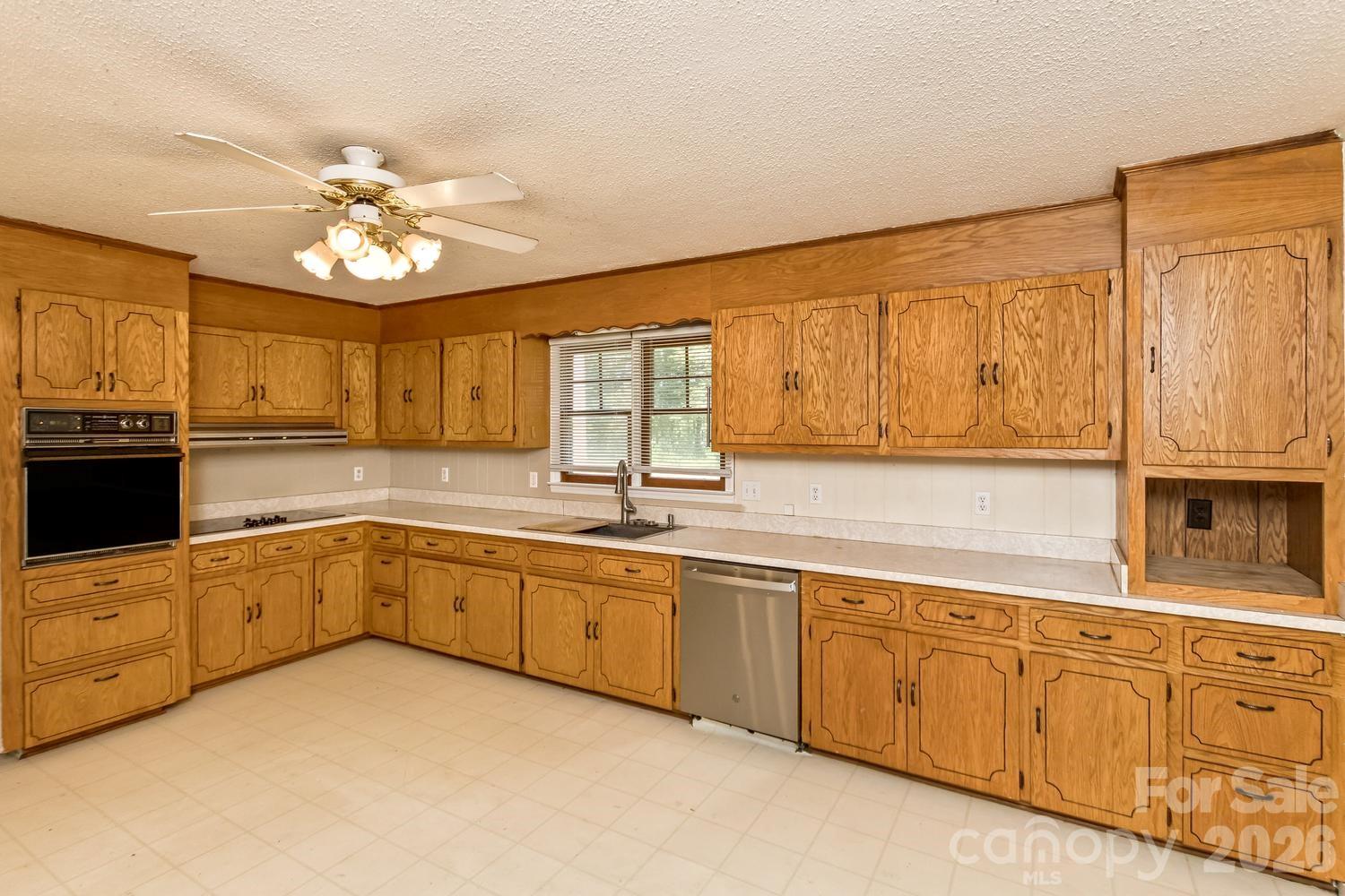 94 Stone Drive — Marion