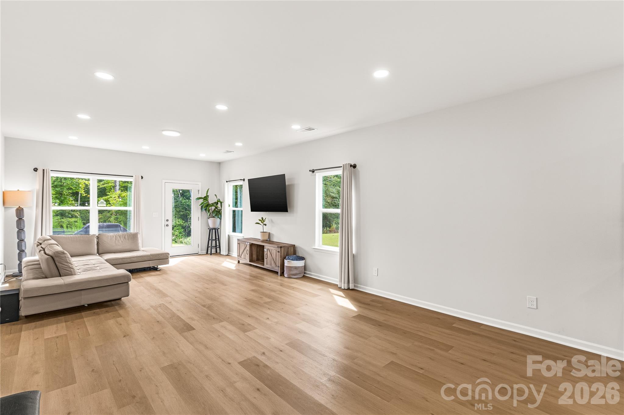 9022 Evercrisp Lane — Charlotte