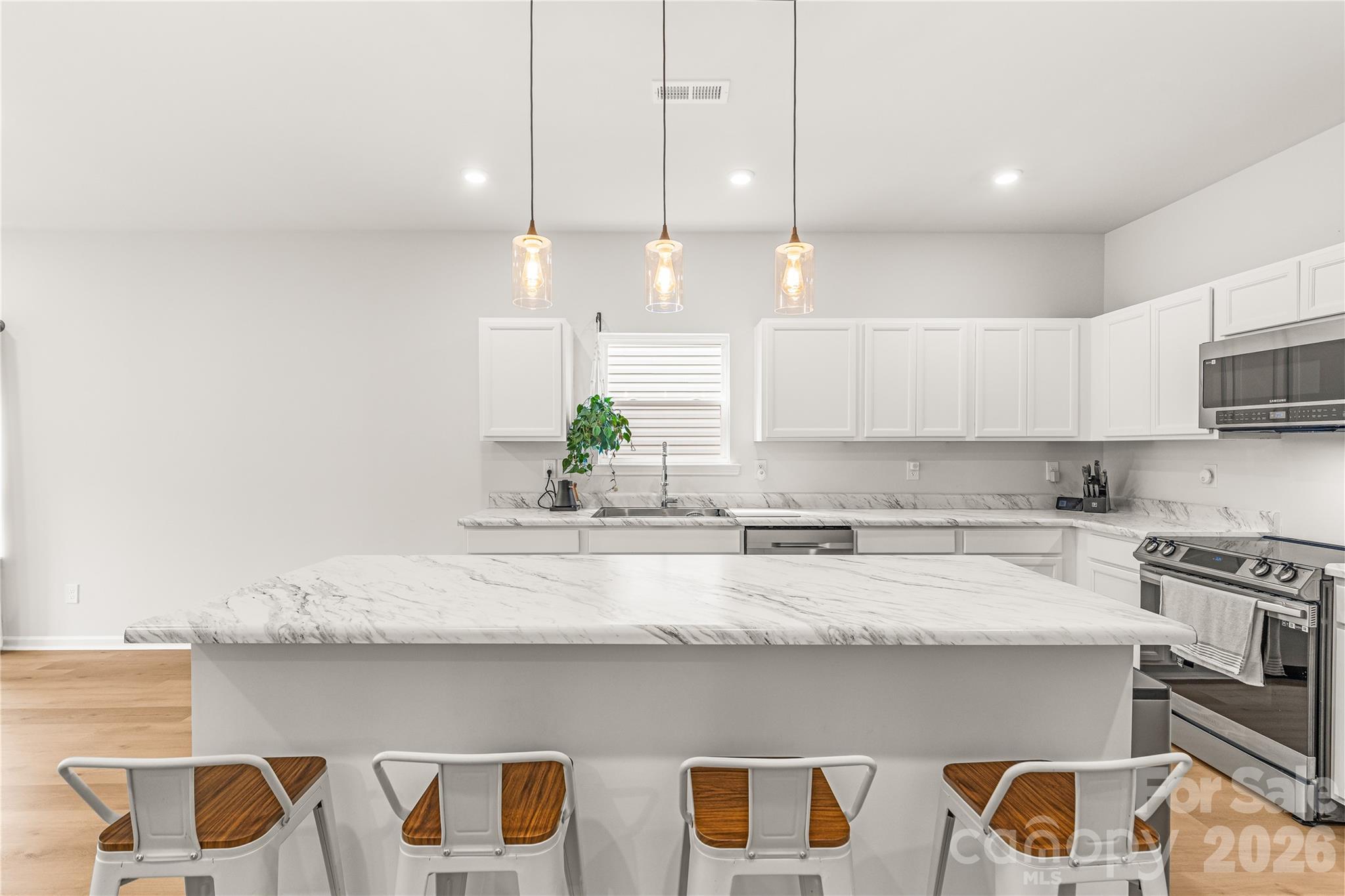 9022 Evercrisp Lane — Charlotte