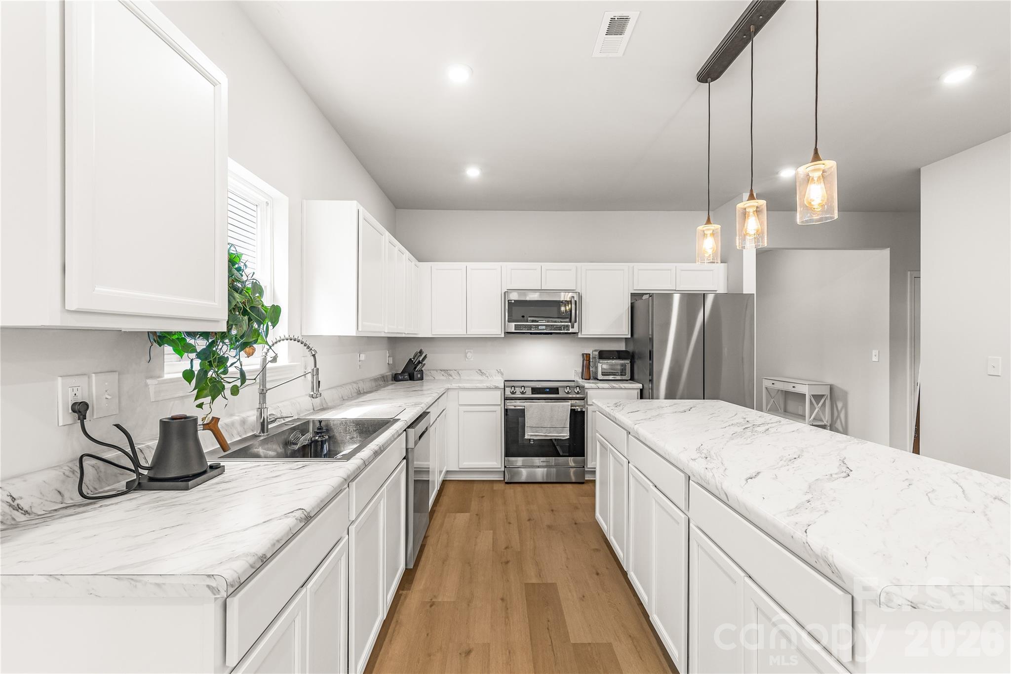 9022 Evercrisp Lane — Charlotte