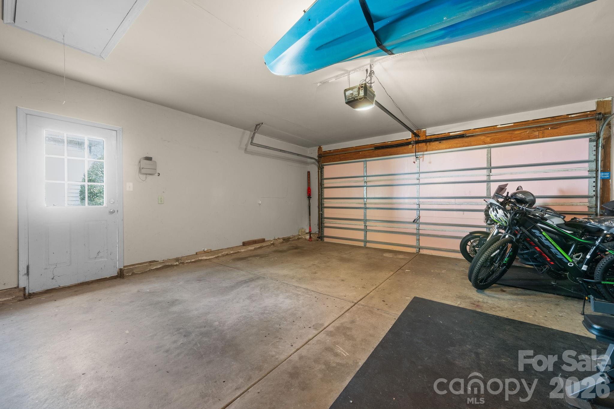 2413 Smith Cove Road — Denver