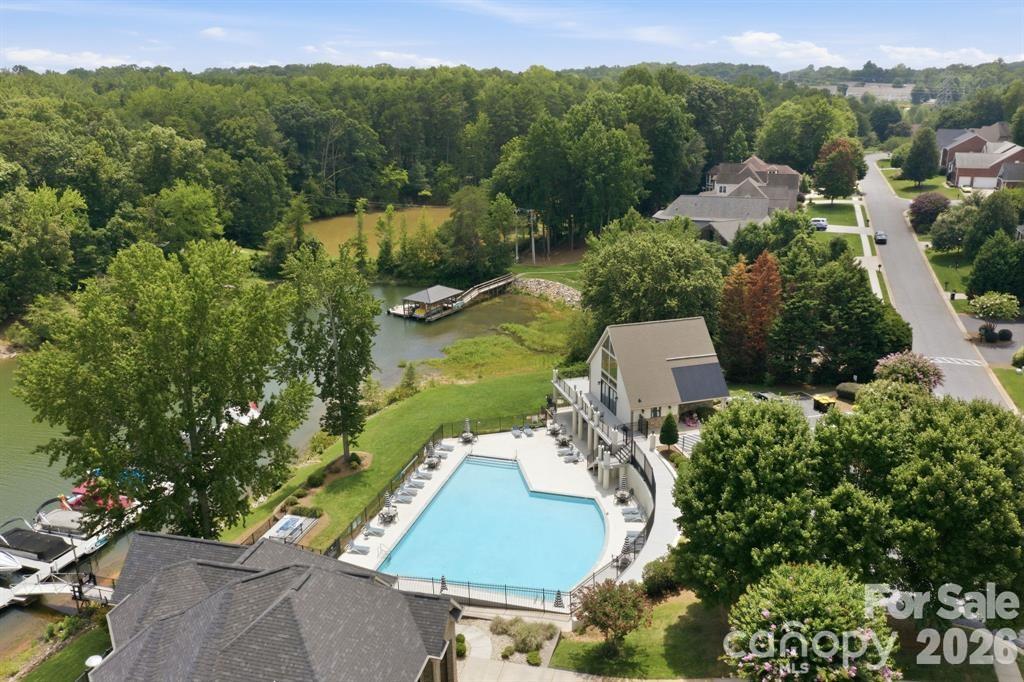 2413 Smith Cove Road — Denver