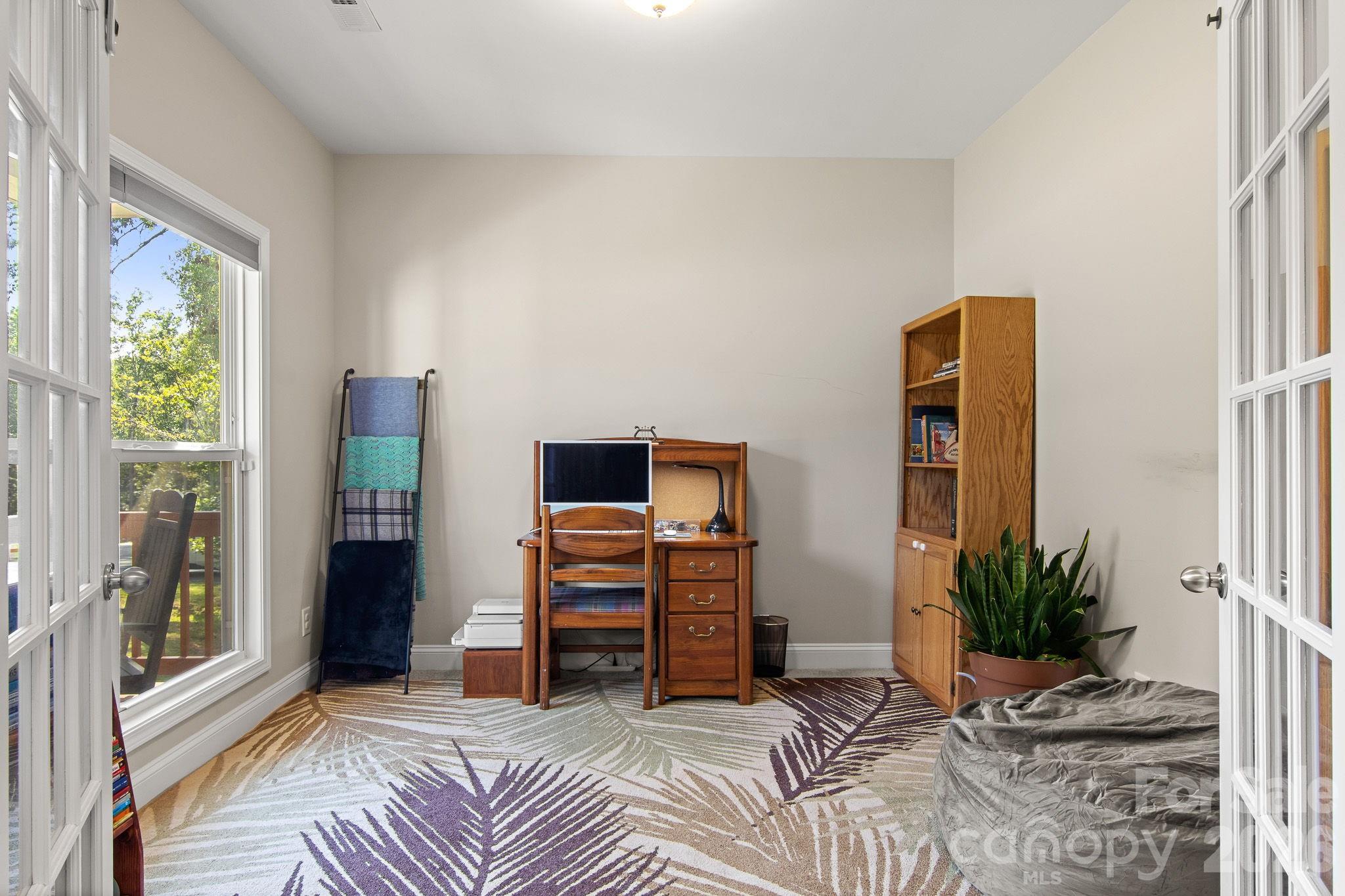 206 N Harbor Watch Drive — Statesville