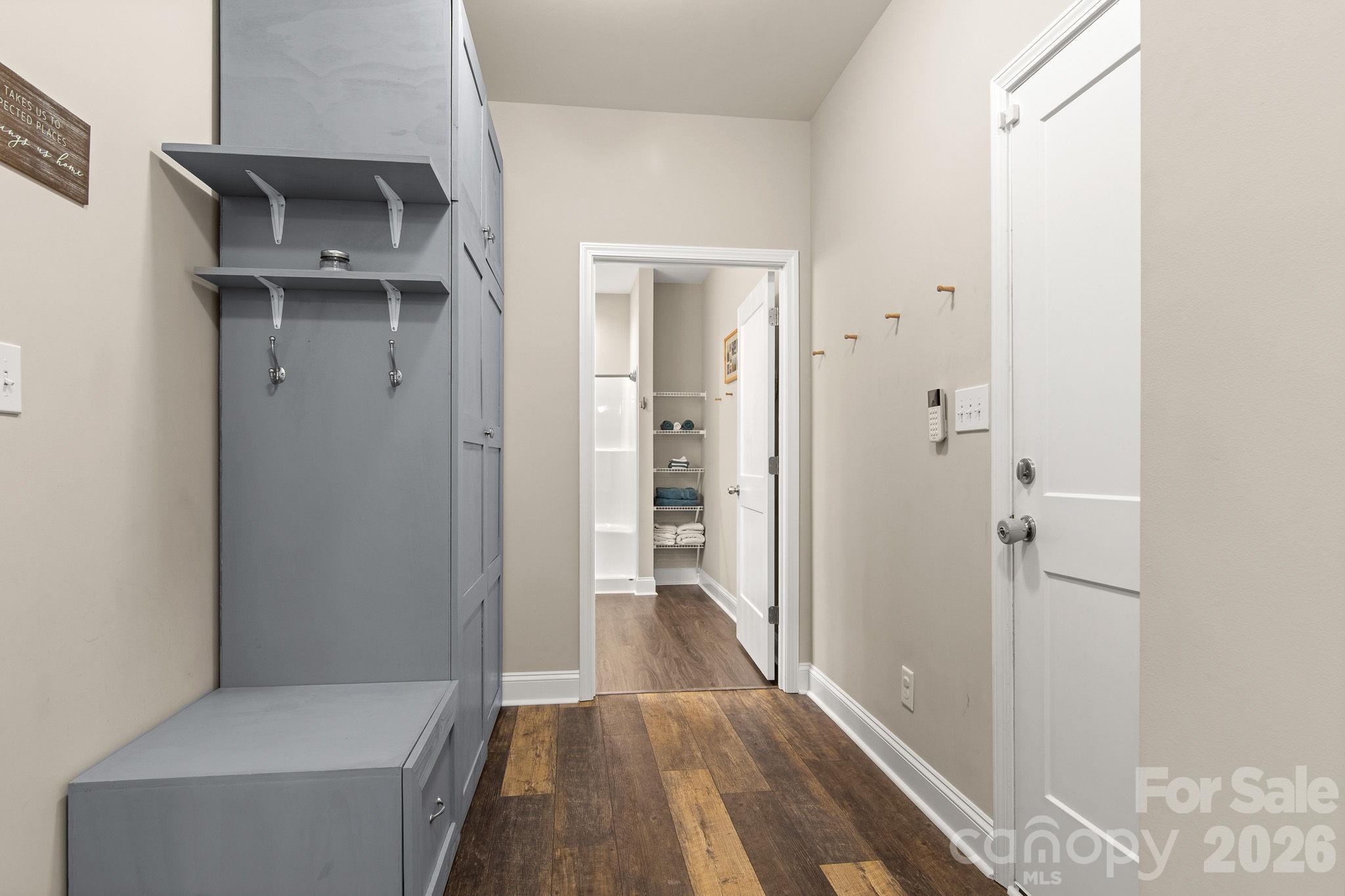 206 N Harbor Watch Drive — Statesville