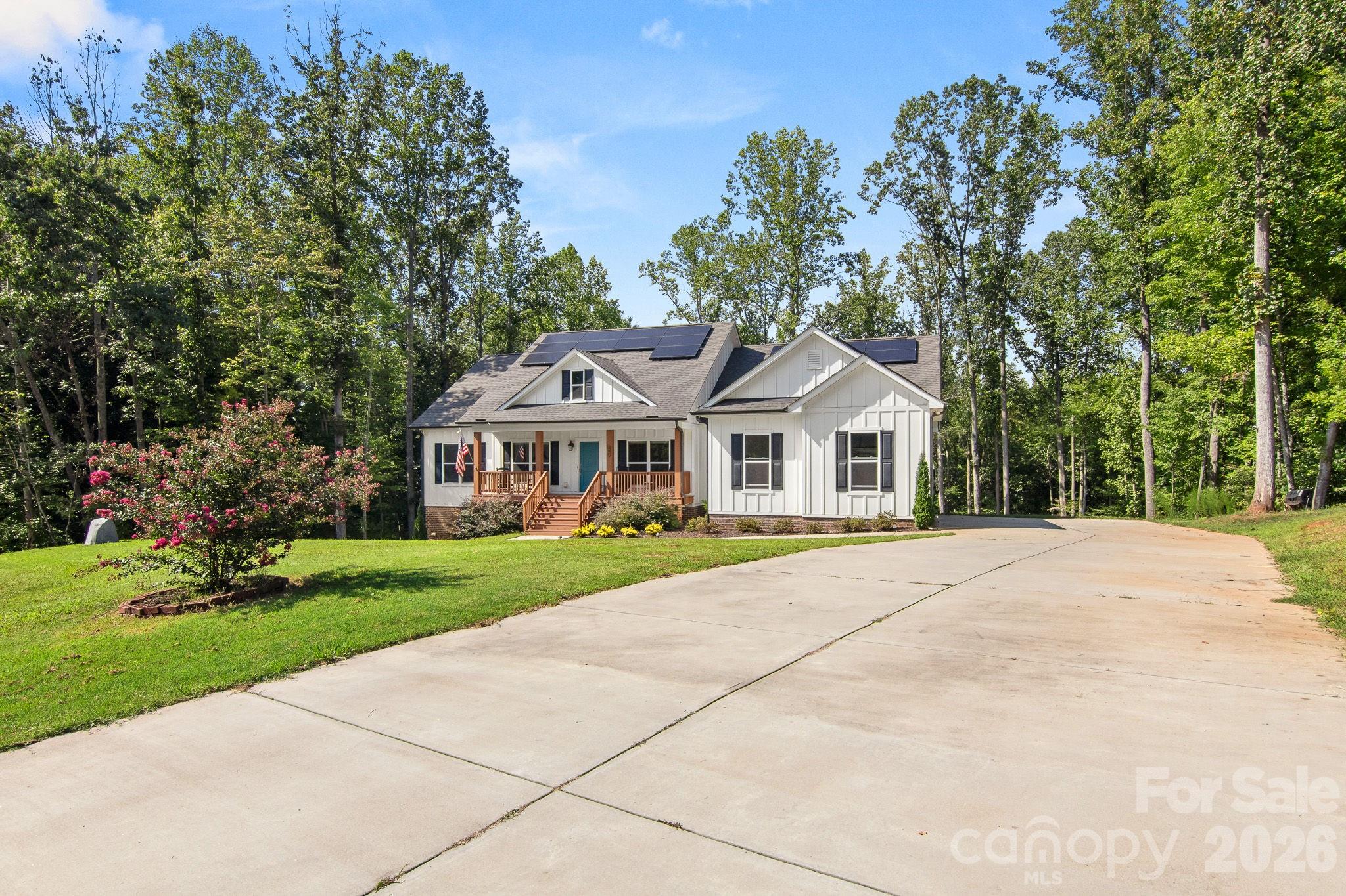 206 N Harbor Watch Drive — Statesville