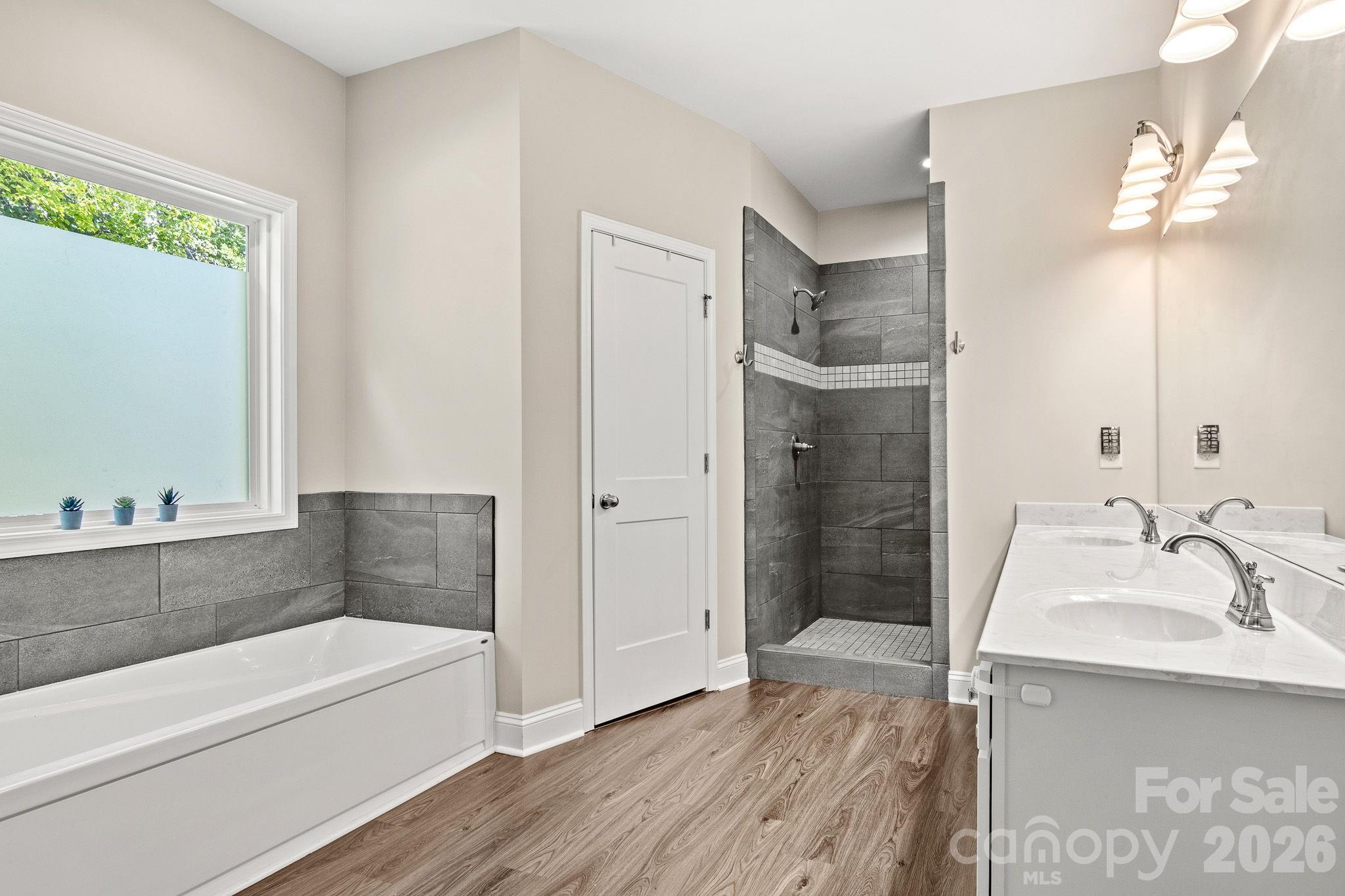 206 N Harbor Watch Drive — Statesville