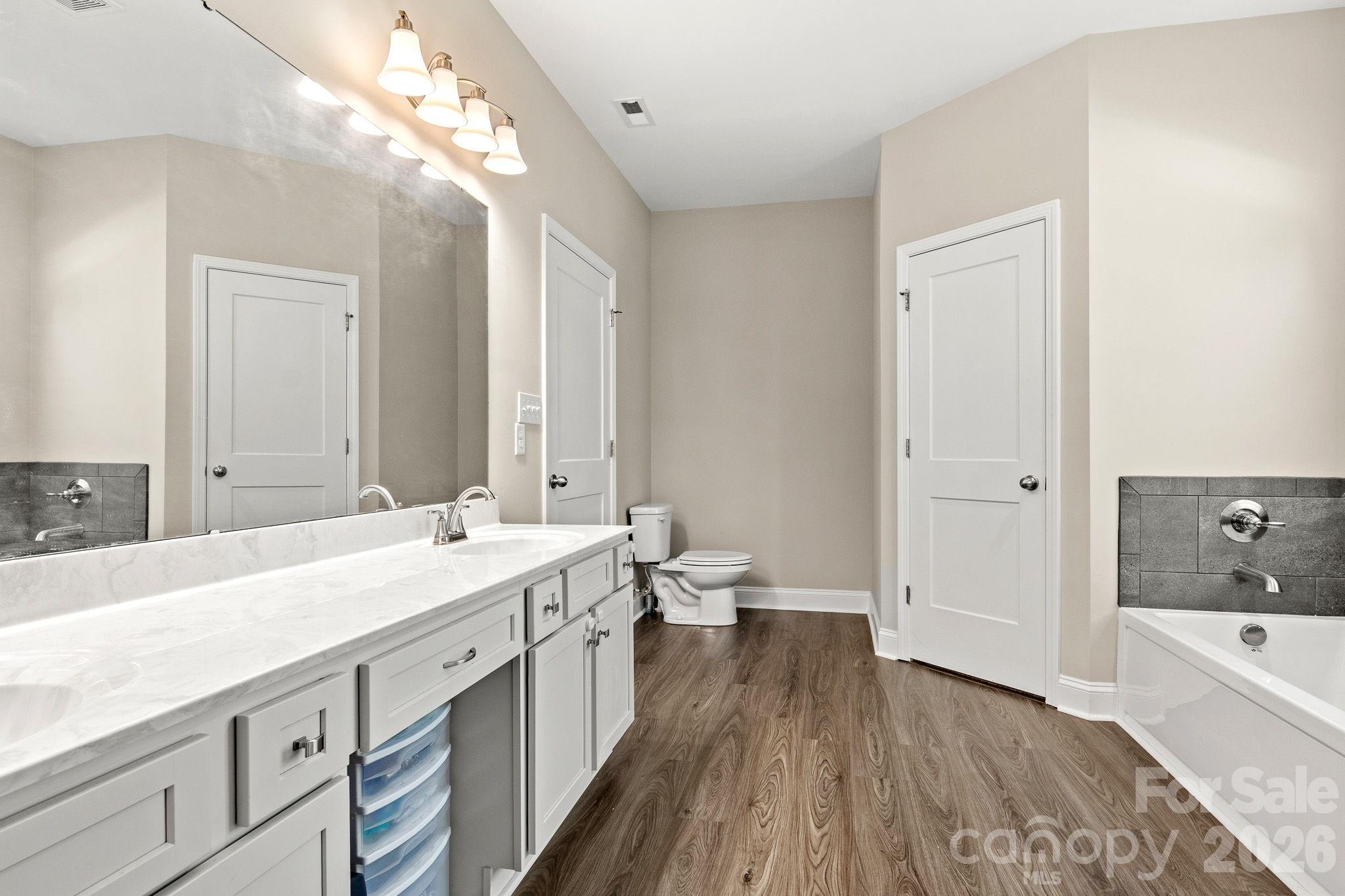 206 N Harbor Watch Drive — Statesville