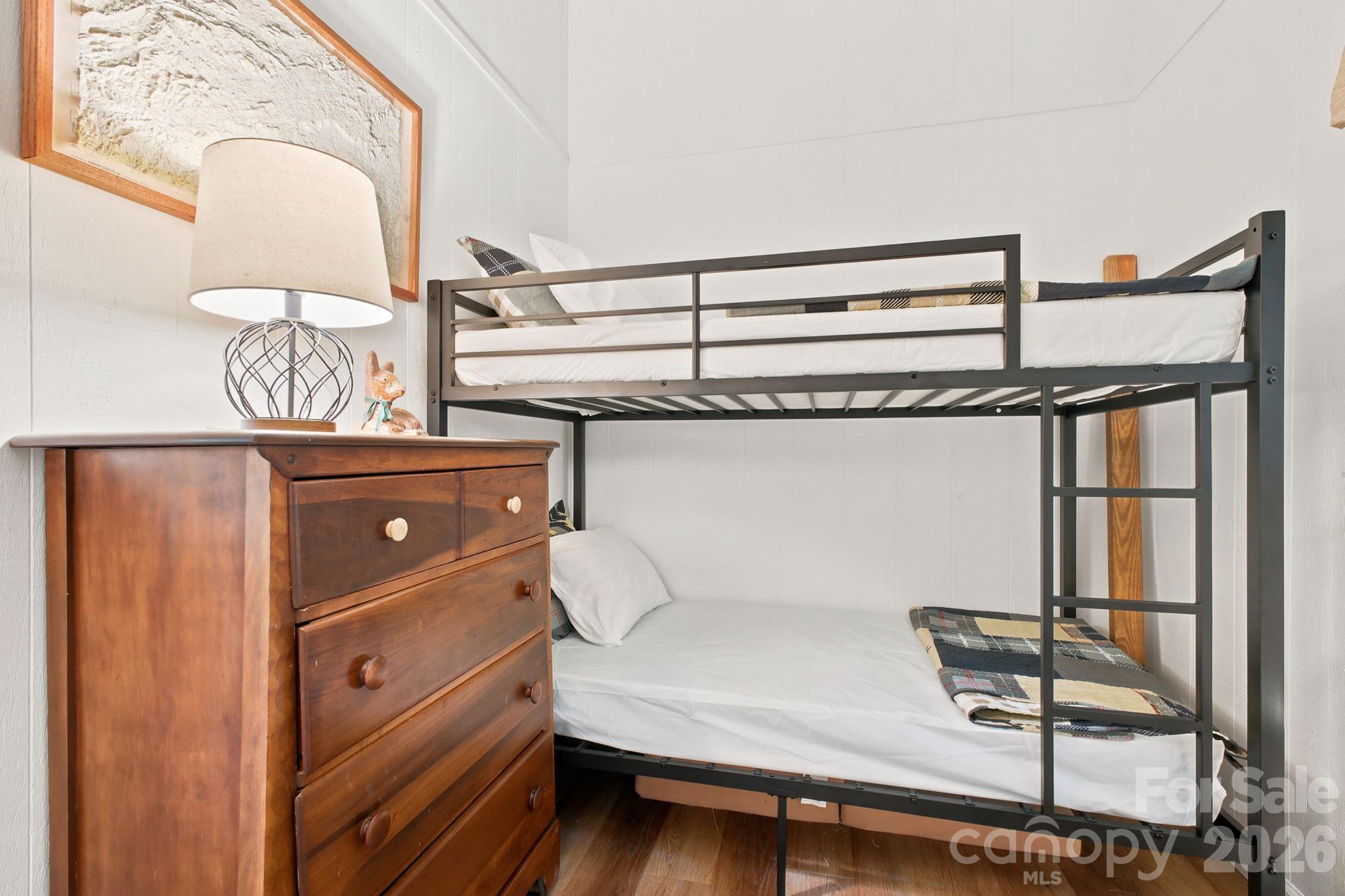 242 Charter Hills Road — Beech Mountain