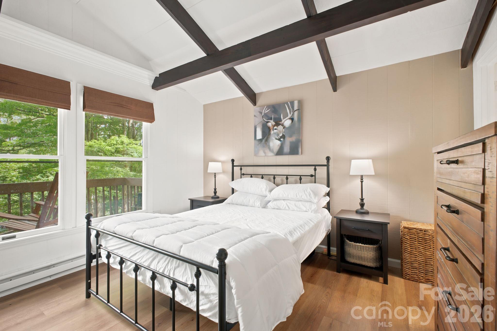 242 Charter Hills Road — Beech Mountain
