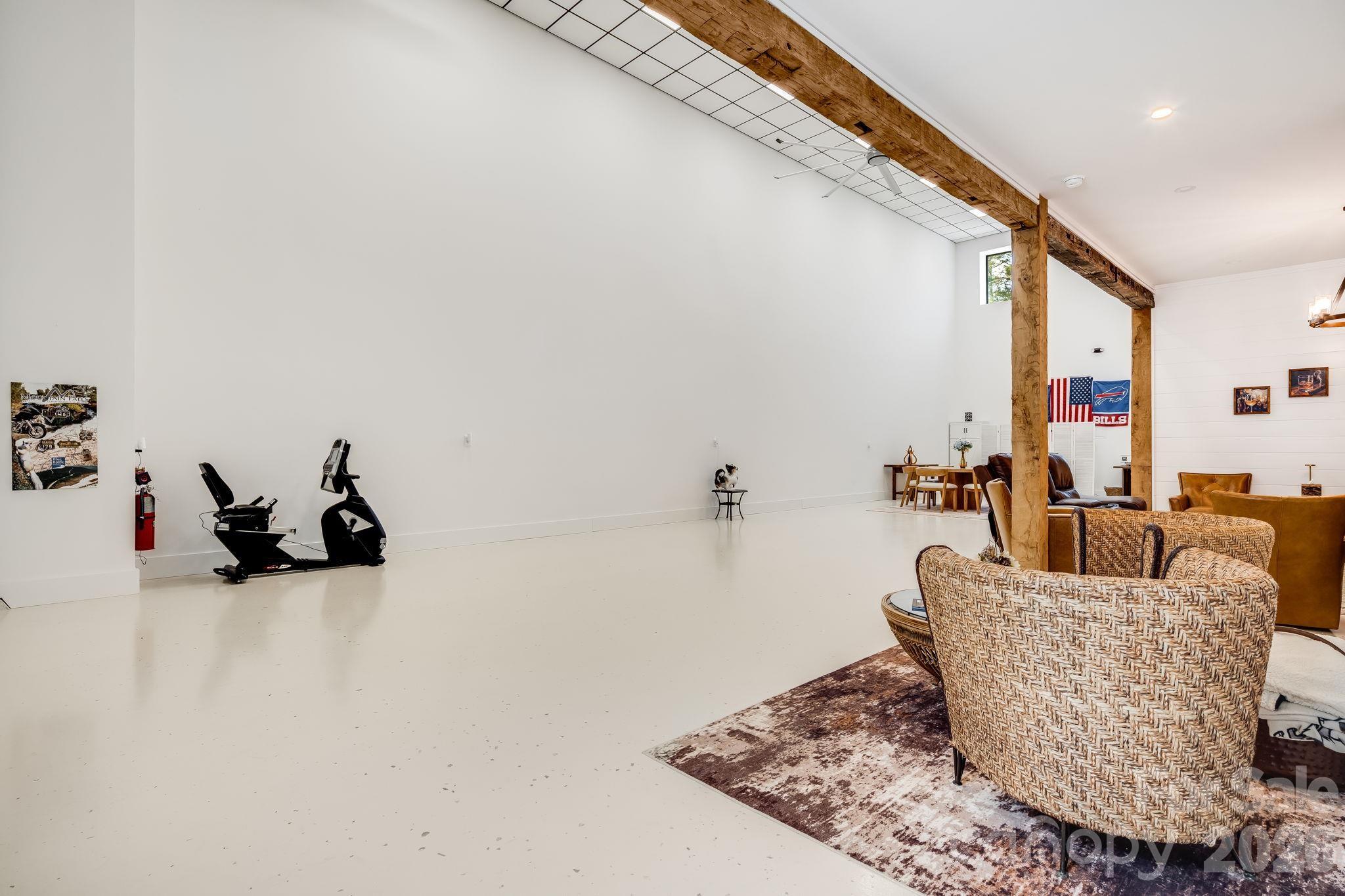 115 Speed Way #B — Lake Toxaway