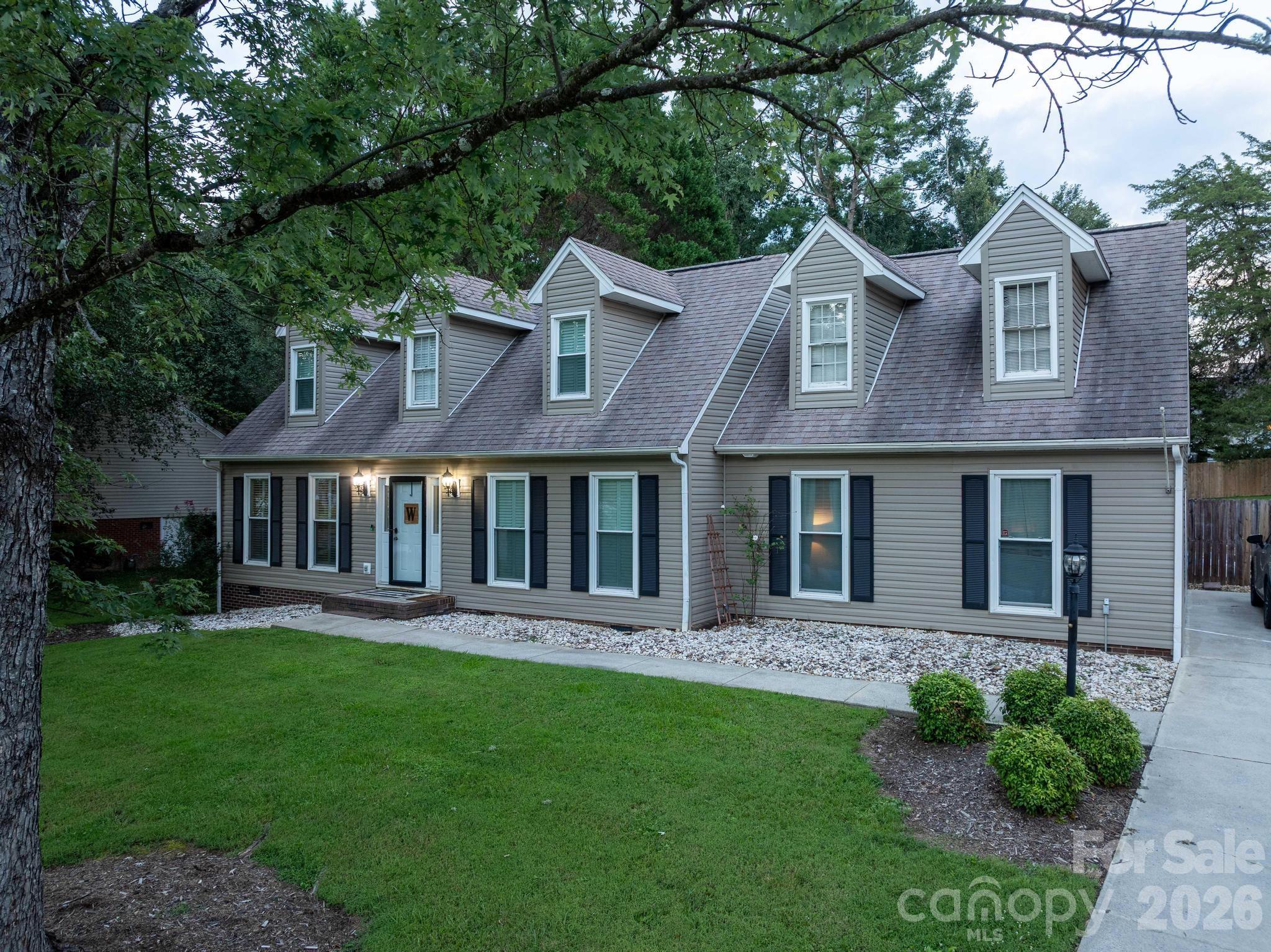 922 Plantation Drive — Lenoir